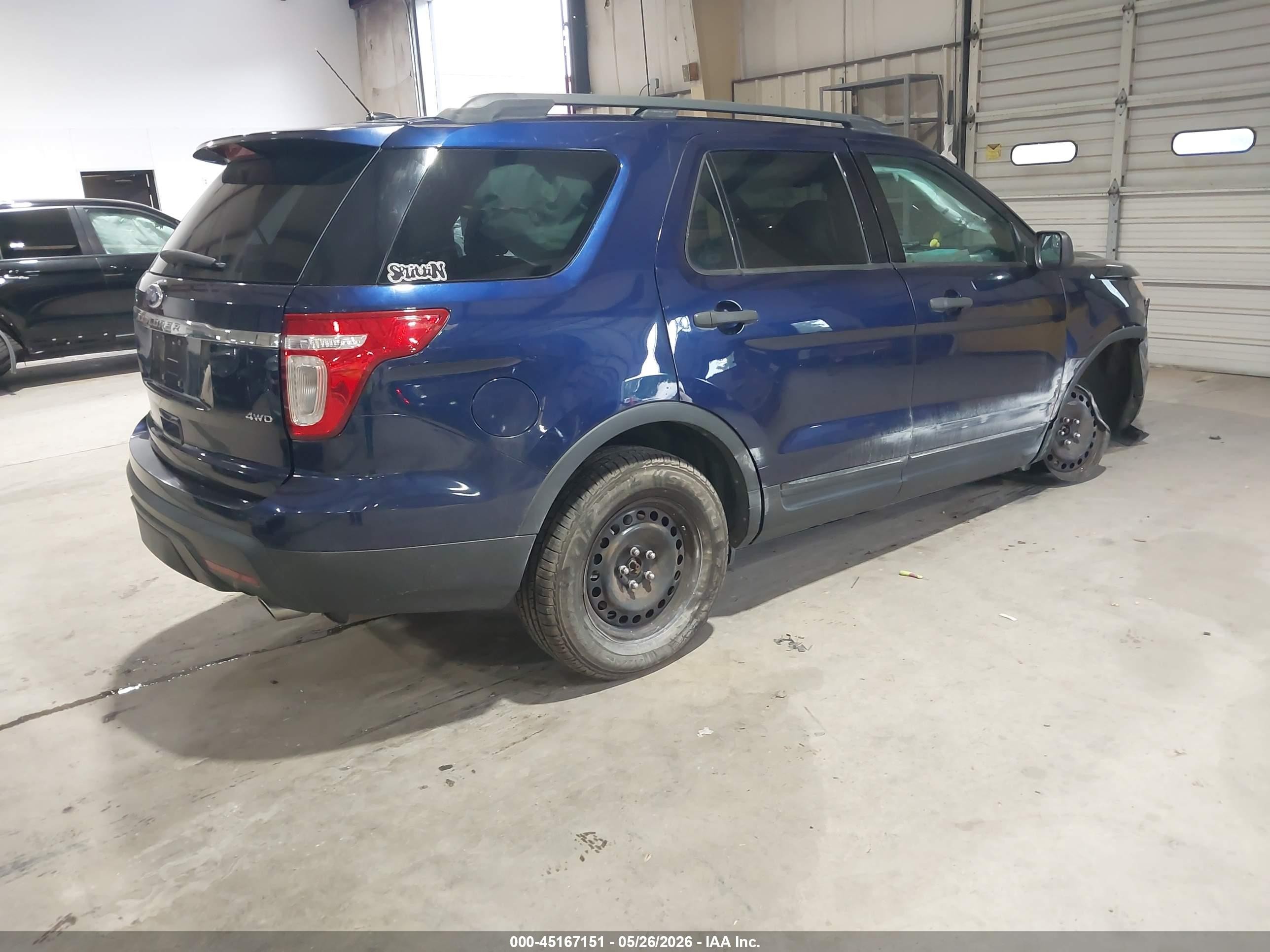 2011 Ford Explorer   Синий vin: 1FMHK8B86BGA47408