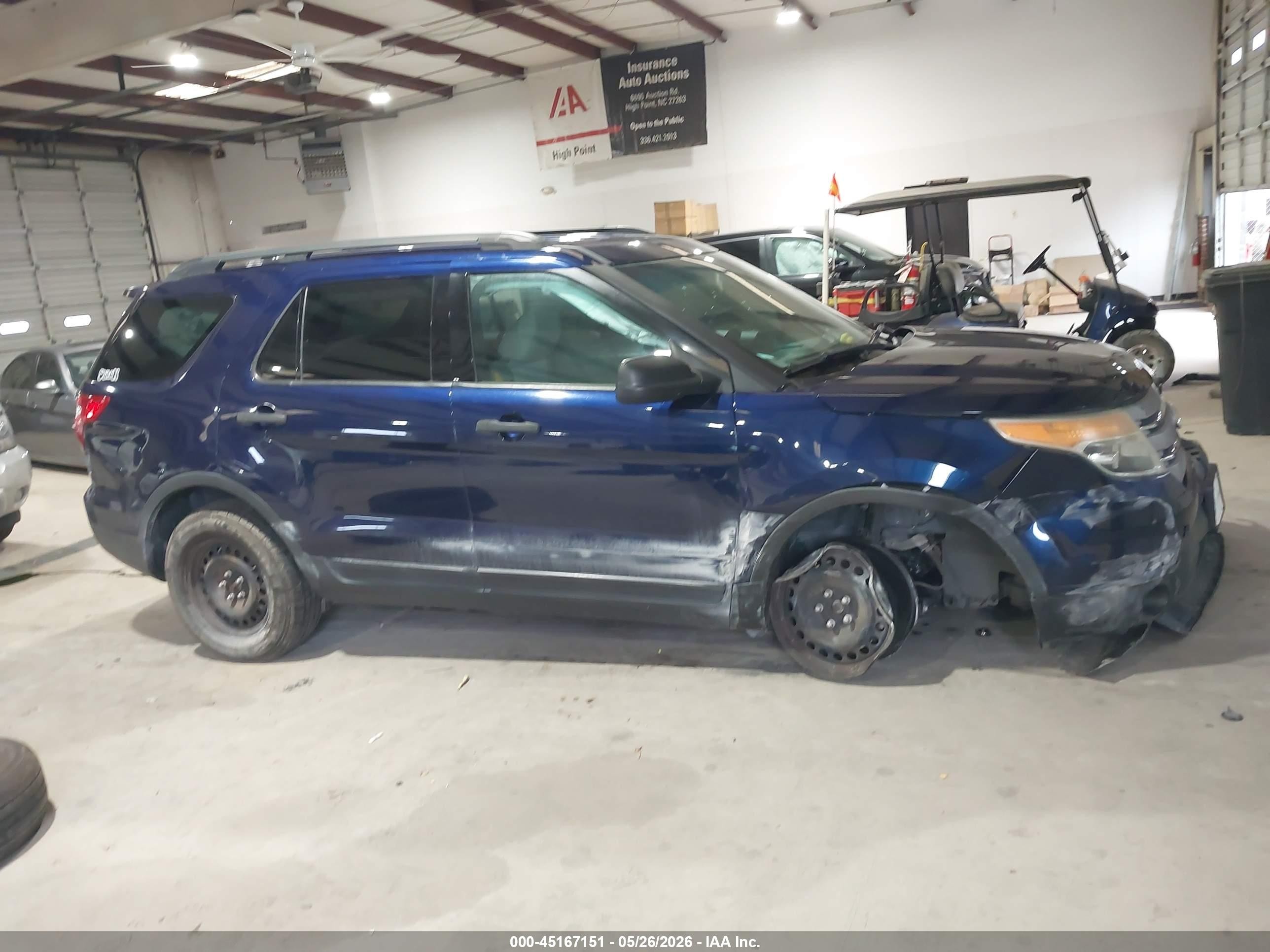 2011 Ford Explorer   Синий vin: 1FMHK8B86BGA47408