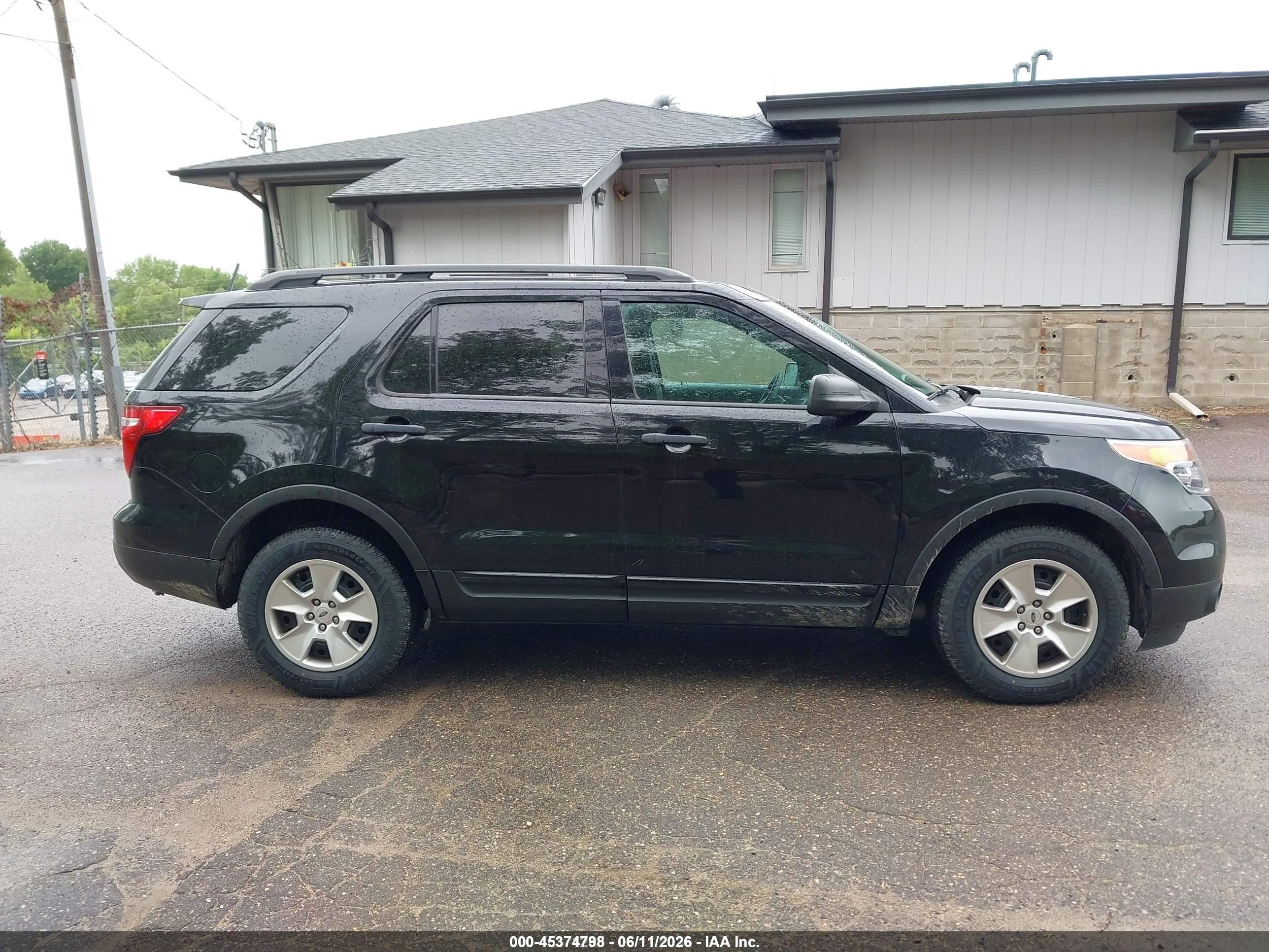 2012 Ford Explorer   Black vin: 1FMHK8B8XCGA21444