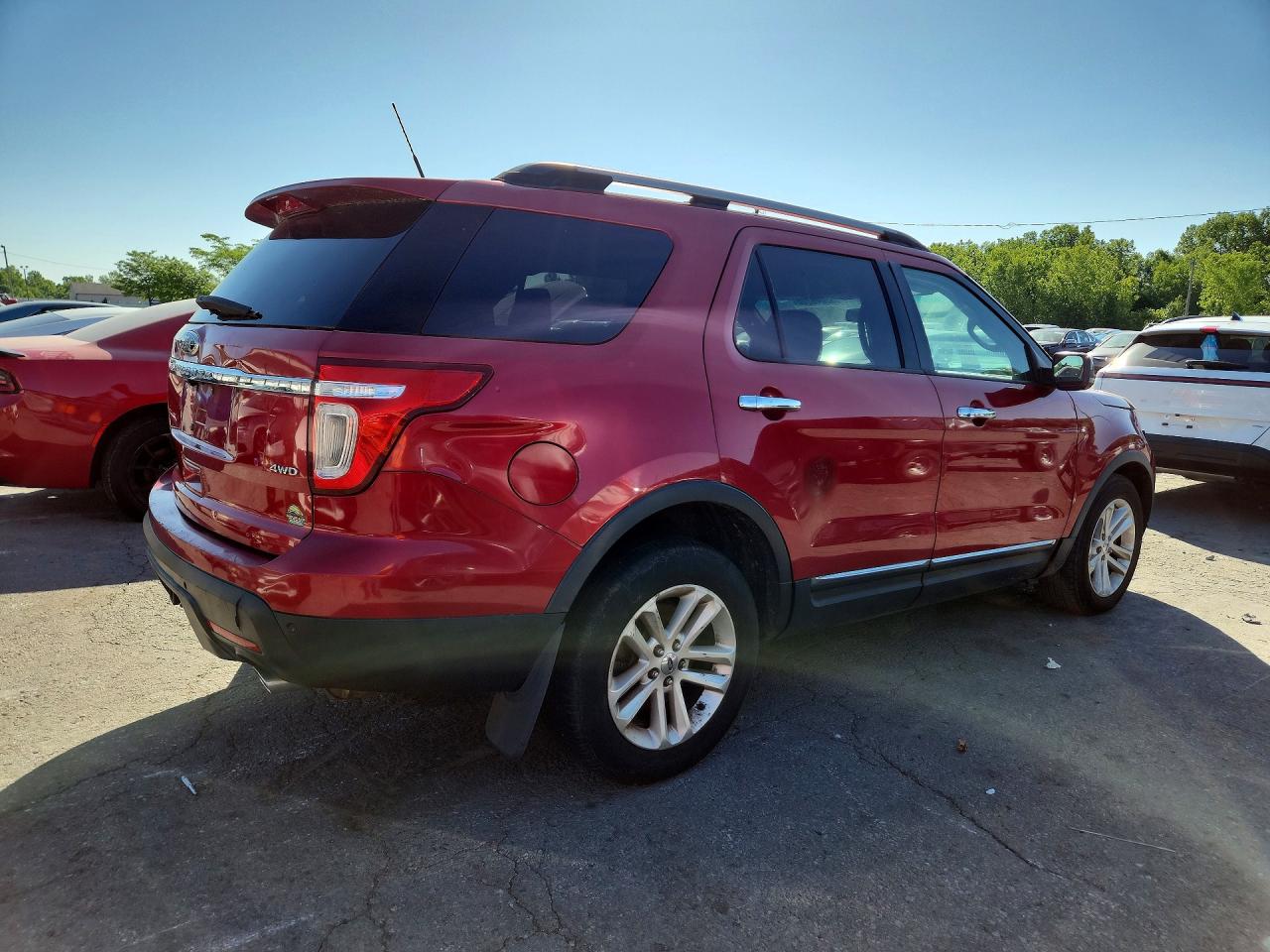 2011 Ford Explorer Xlt Red vin: 1FMHK8D80BGA00453
