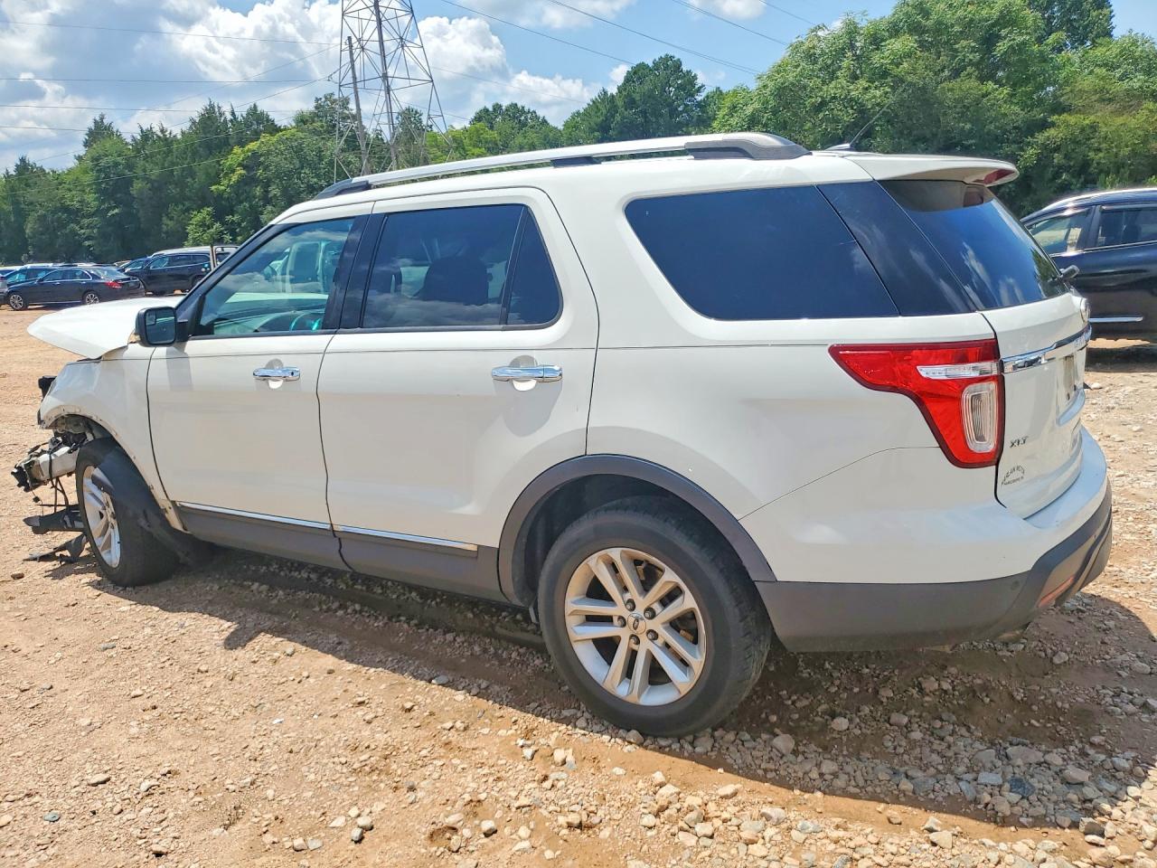 2011 Ford Explorer Xlt White vin: 1FMHK8D80BGA08634