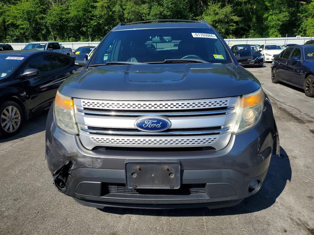 2011 Ford Explorer Xlt Gray vin: 1FMHK8D80BGA13736