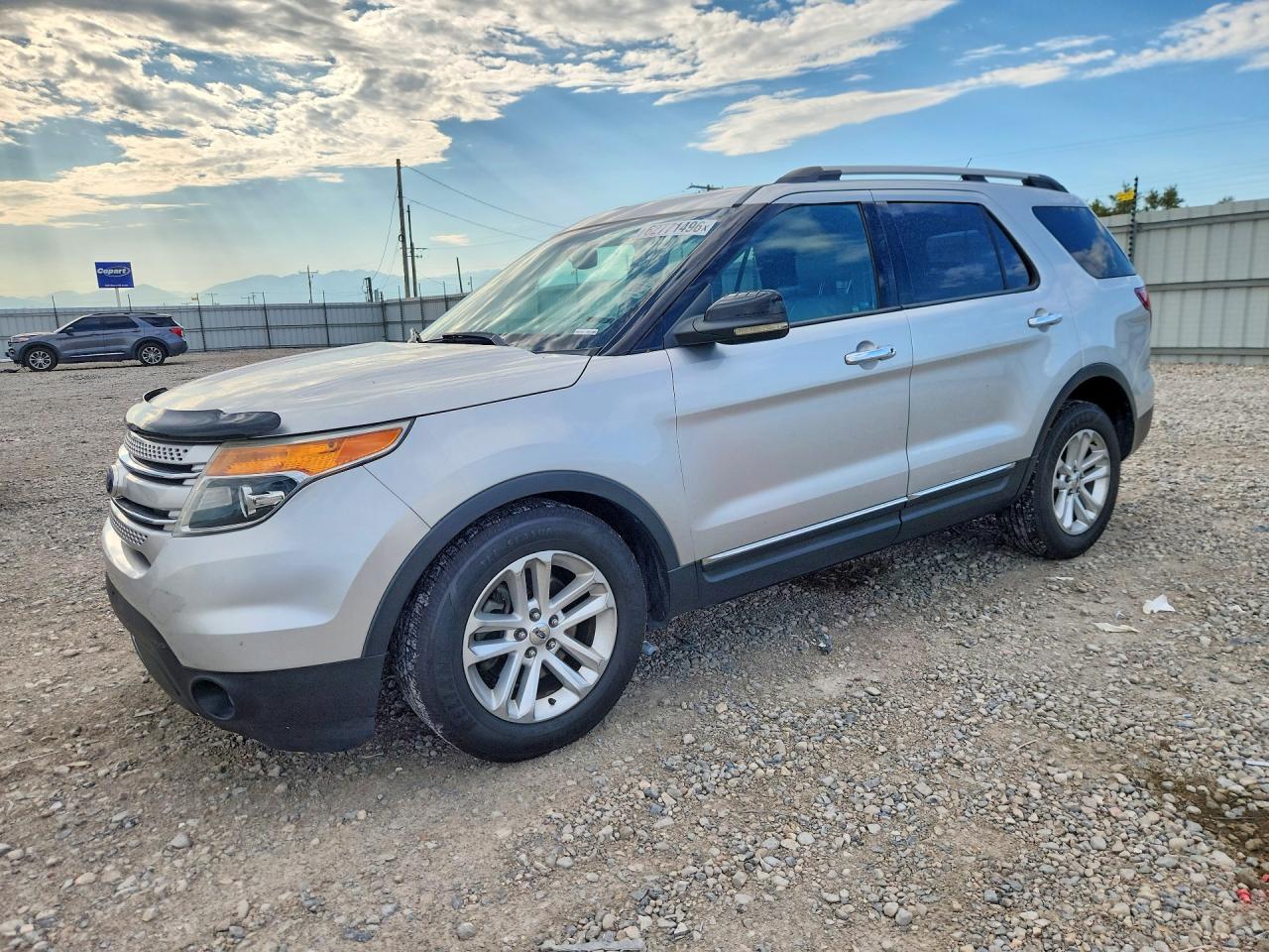 2011 Ford Explorer Xlt Silver vin: 1FMHK8D80BGA27622