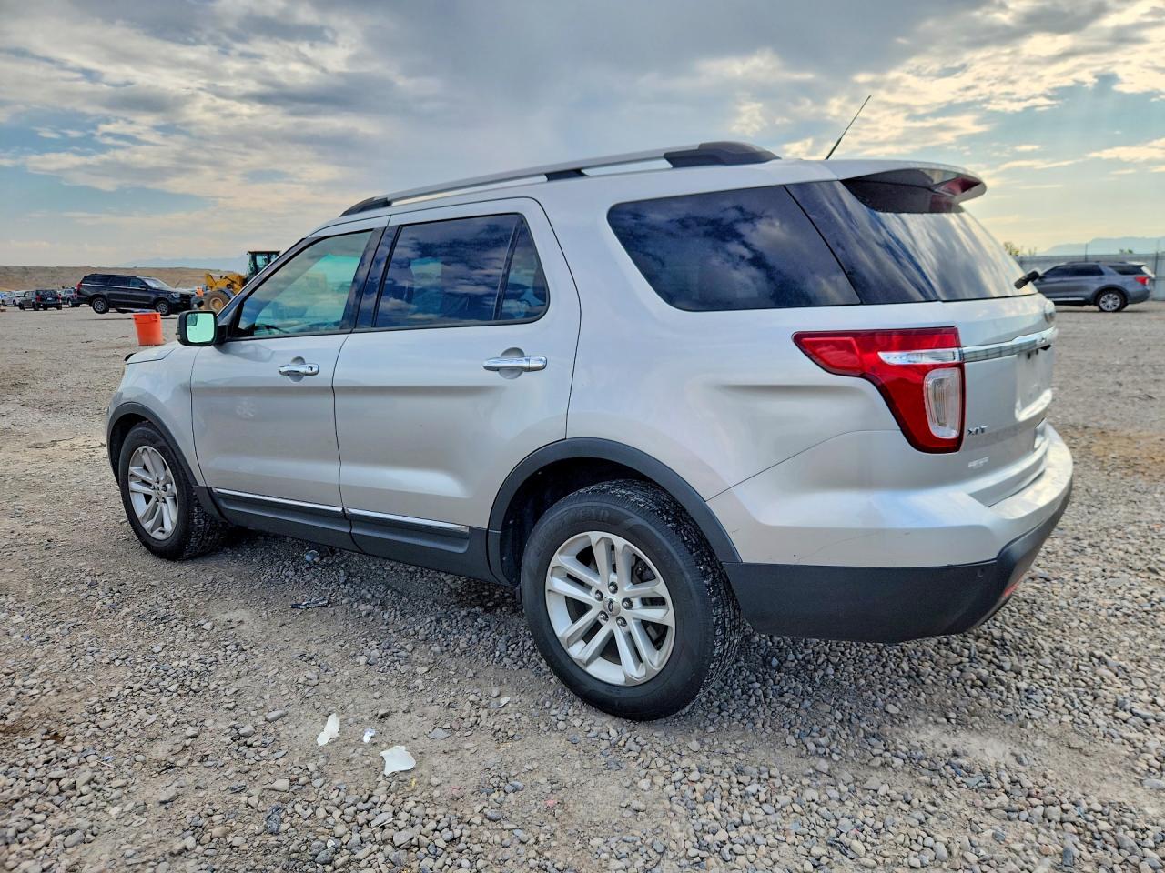 2011 Ford Explorer Xlt Silver vin: 1FMHK8D80BGA27622