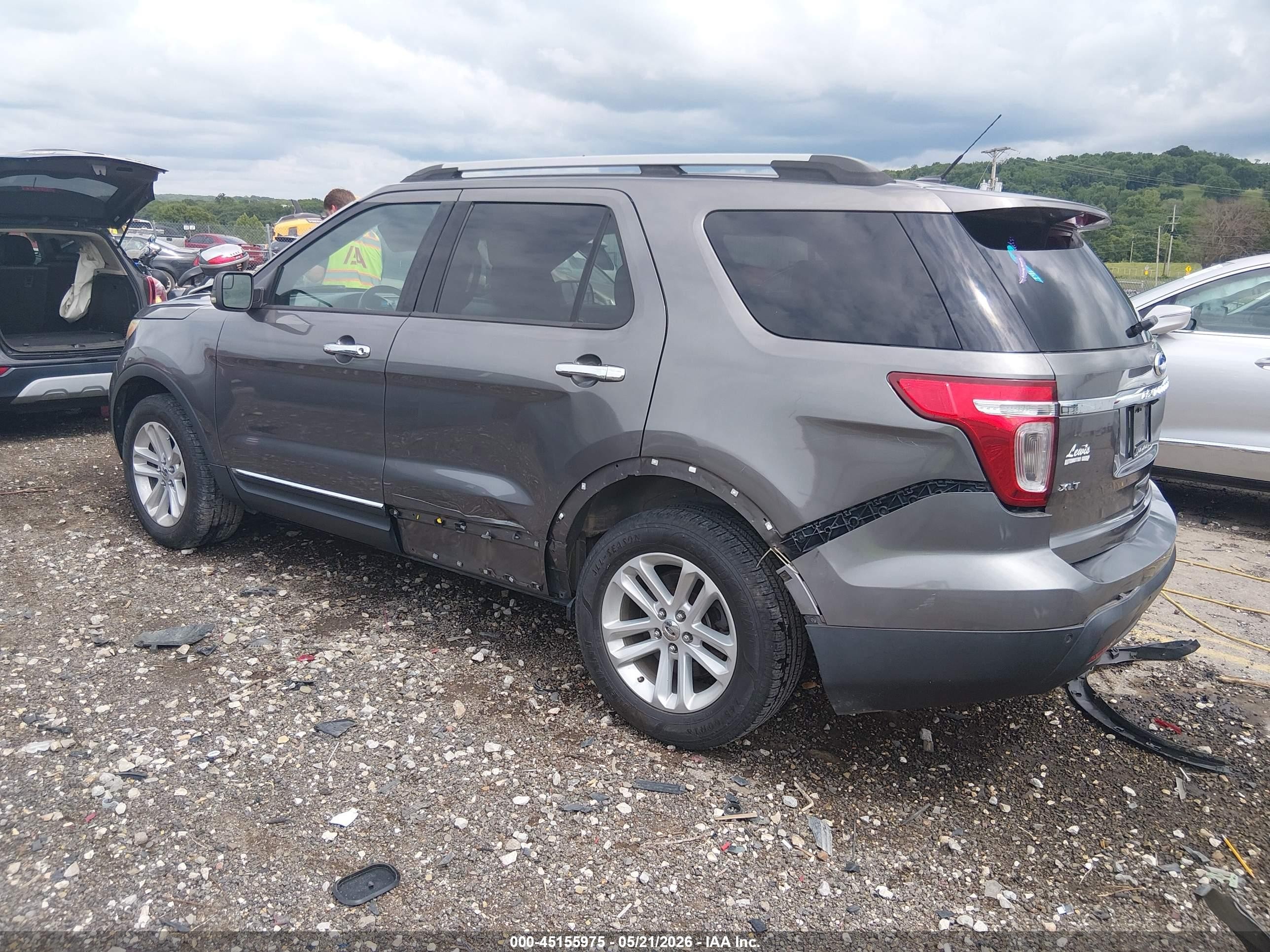 2011 Ford Explorer Xlt Серый vin: 1FMHK8D80BGA41259