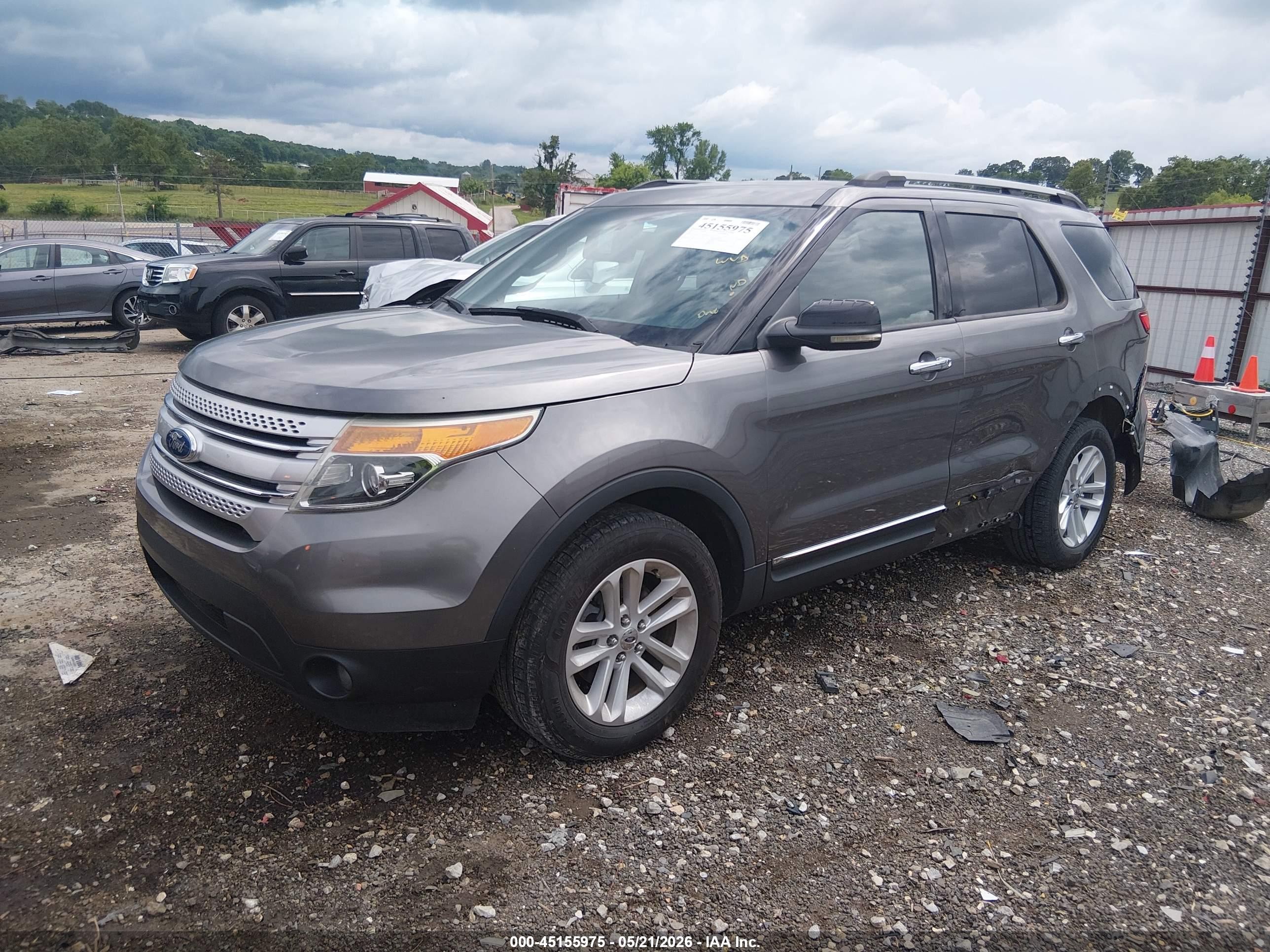 2011 Ford Explorer Xlt Серый vin: 1FMHK8D80BGA41259