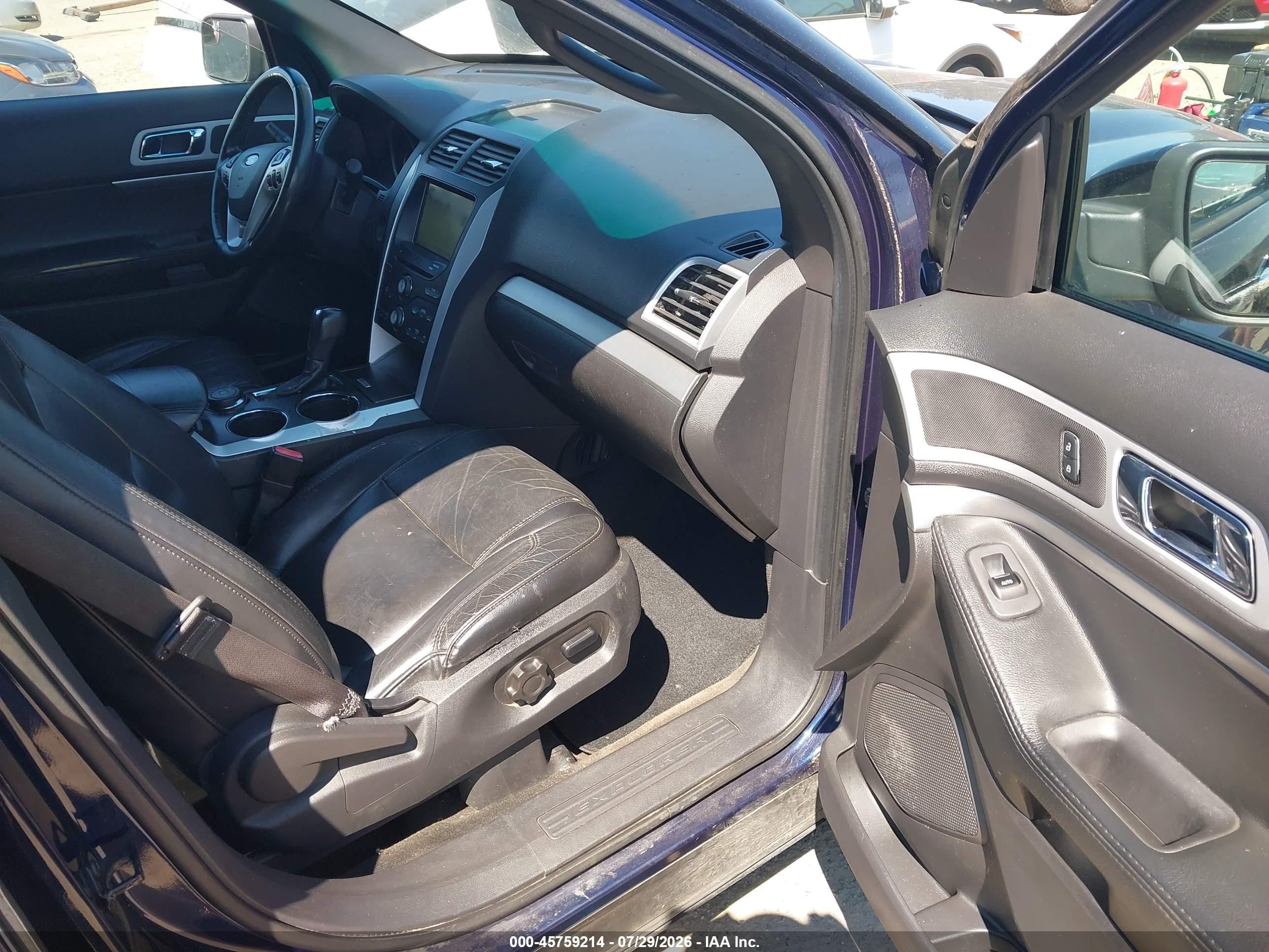 2011 Ford Explorer Xlt Blue vin: 1FMHK8D80BGA77050
