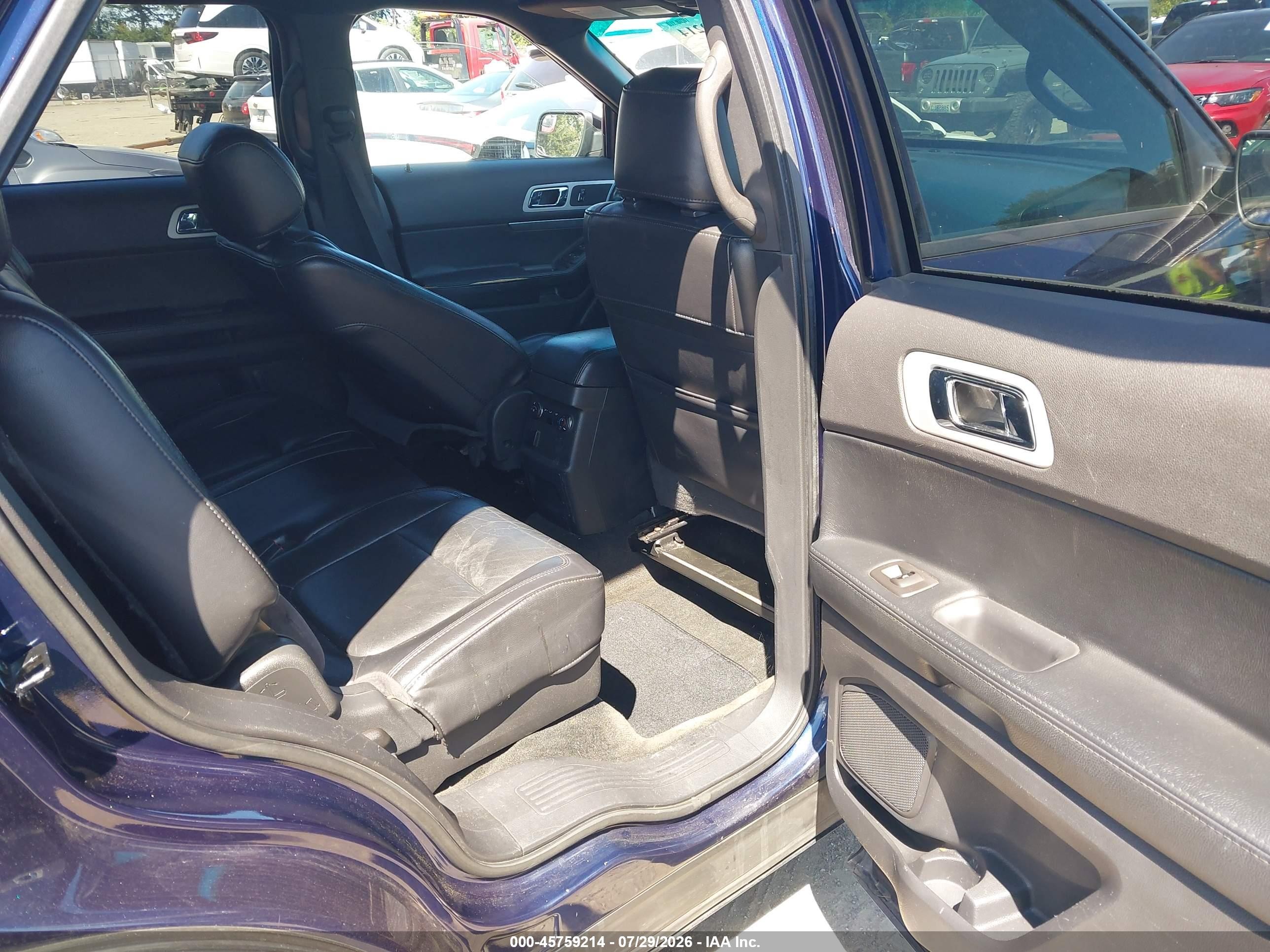 2011 Ford Explorer Xlt Blue vin: 1FMHK8D80BGA77050