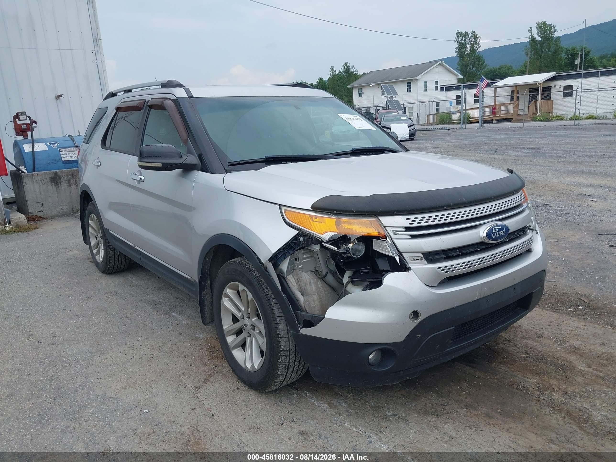 2012 Ford Explorer Xlt Silver vin: 1FMHK8D80CGA07081