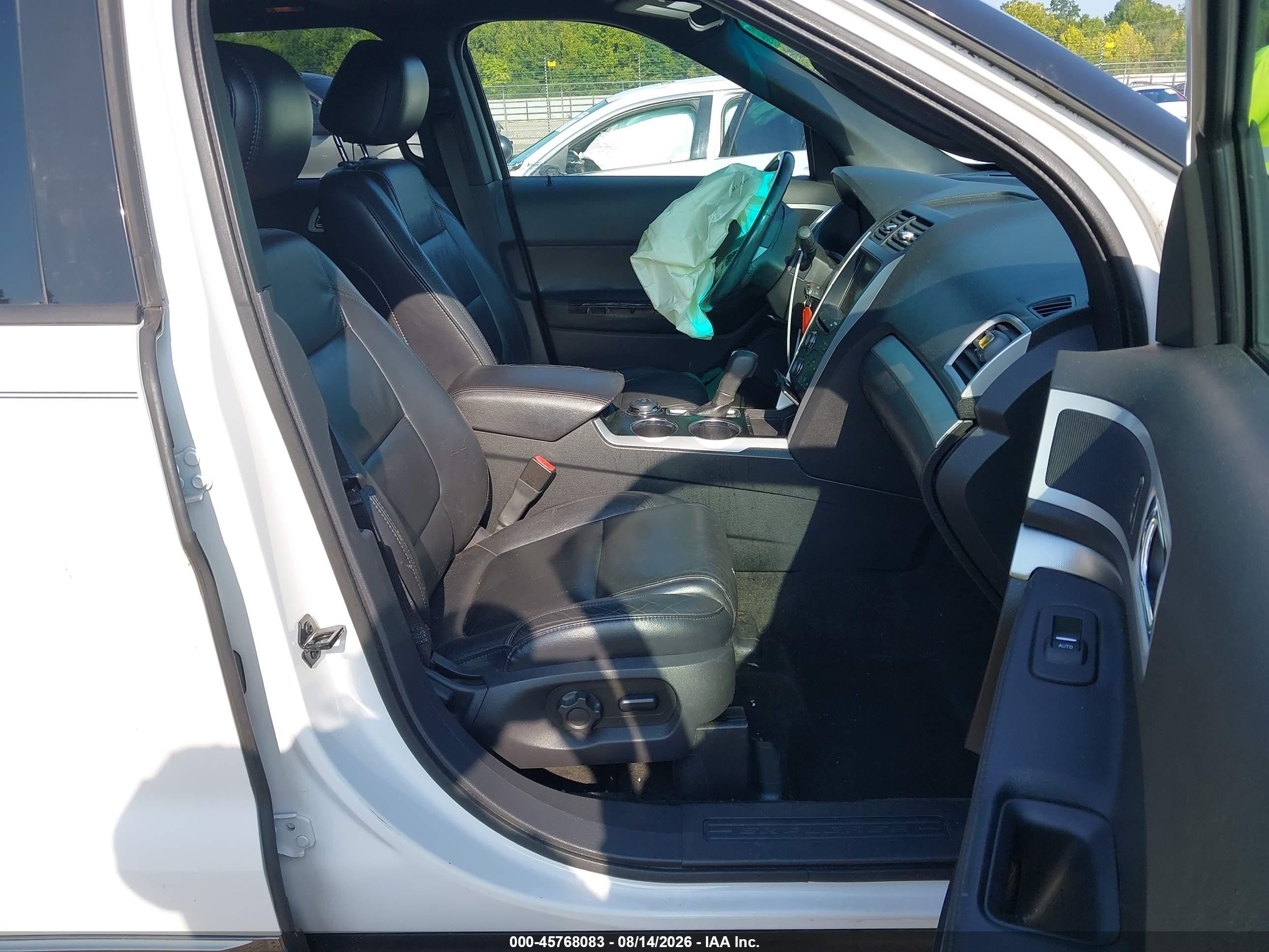 2012 Ford Explorer Xlt Белый vin: 1FMHK8D80CGA11048