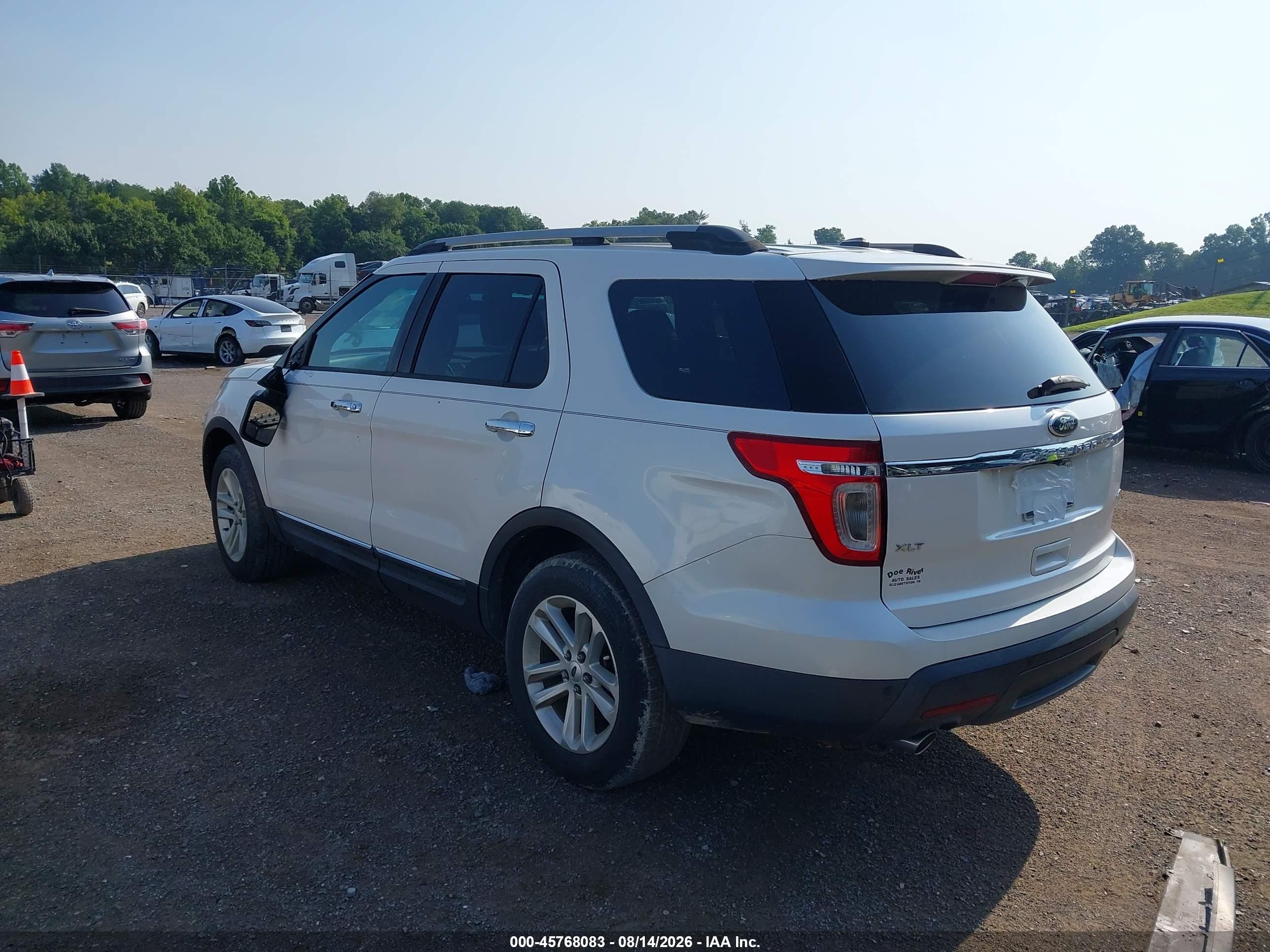 2012 Ford Explorer Xlt Белый vin: 1FMHK8D80CGA11048