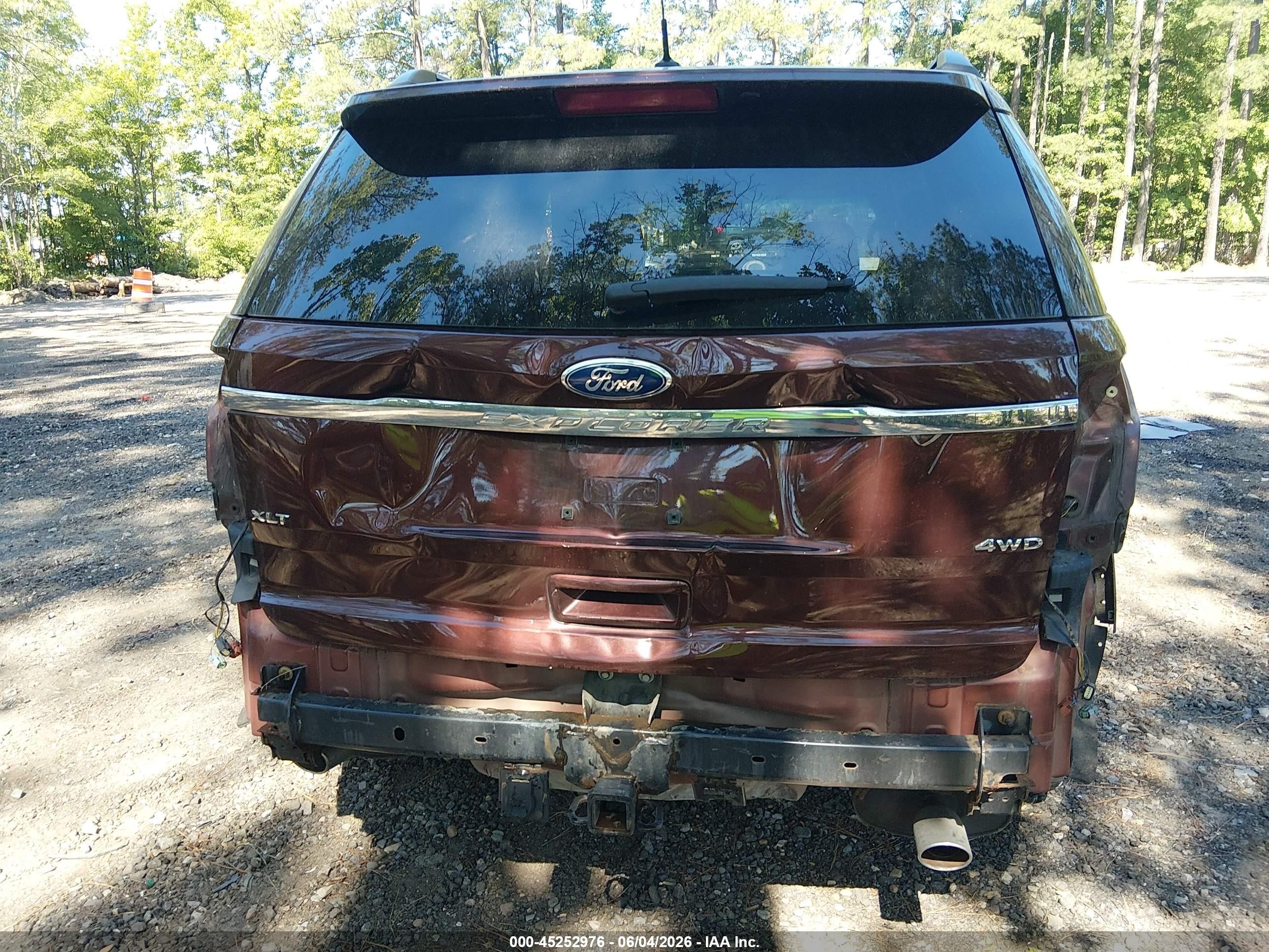 2012 Ford Explorer Xlt Burgundy vin: 1FMHK8D80CGA39335