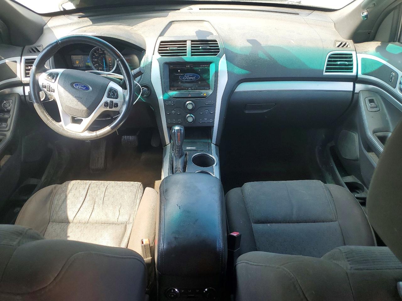 2012 Ford Explorer Xlt Silver vin: 1FMHK8D80CGA40064