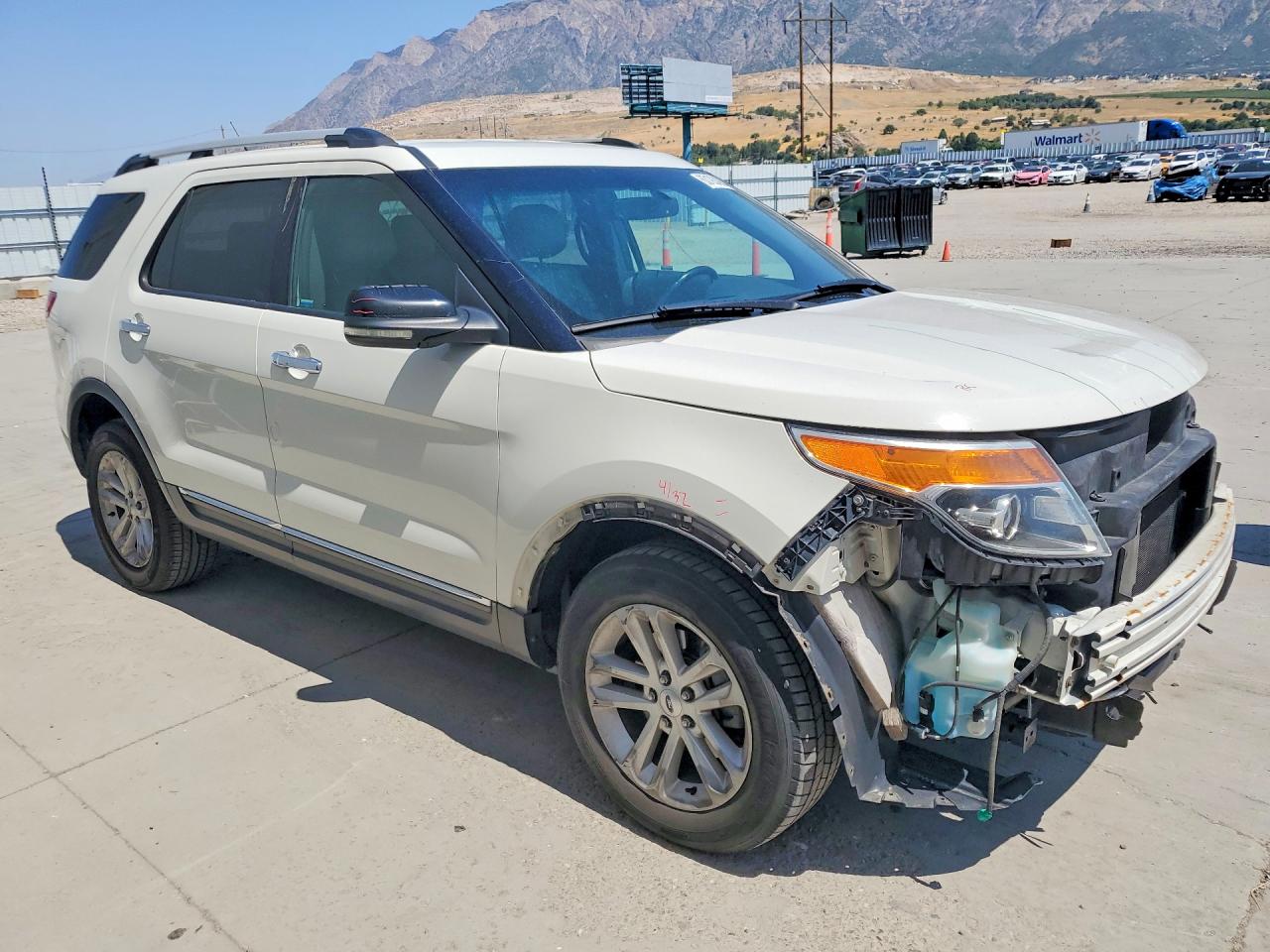 2012 Ford Explorer Xlt Белый vin: 1FMHK8D80CGA83643