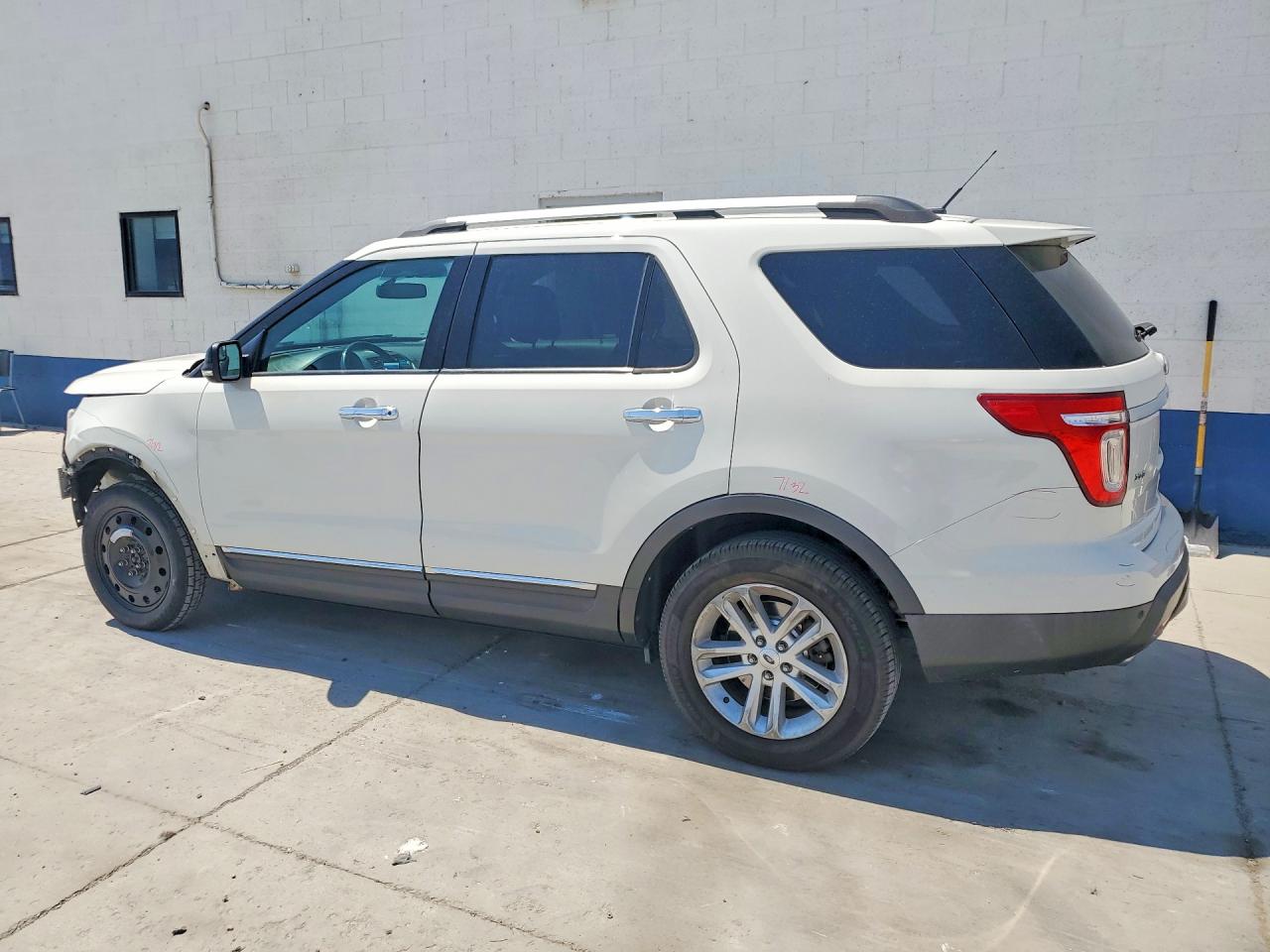 2012 Ford Explorer Xlt Белый vin: 1FMHK8D80CGA83643