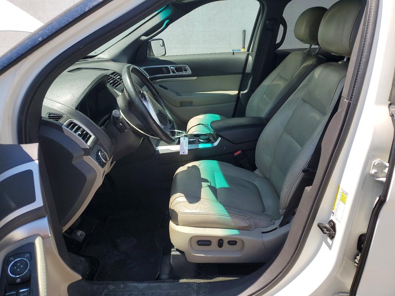 2012 Ford Explorer Xlt Белый vin: 1FMHK8D80CGA83643