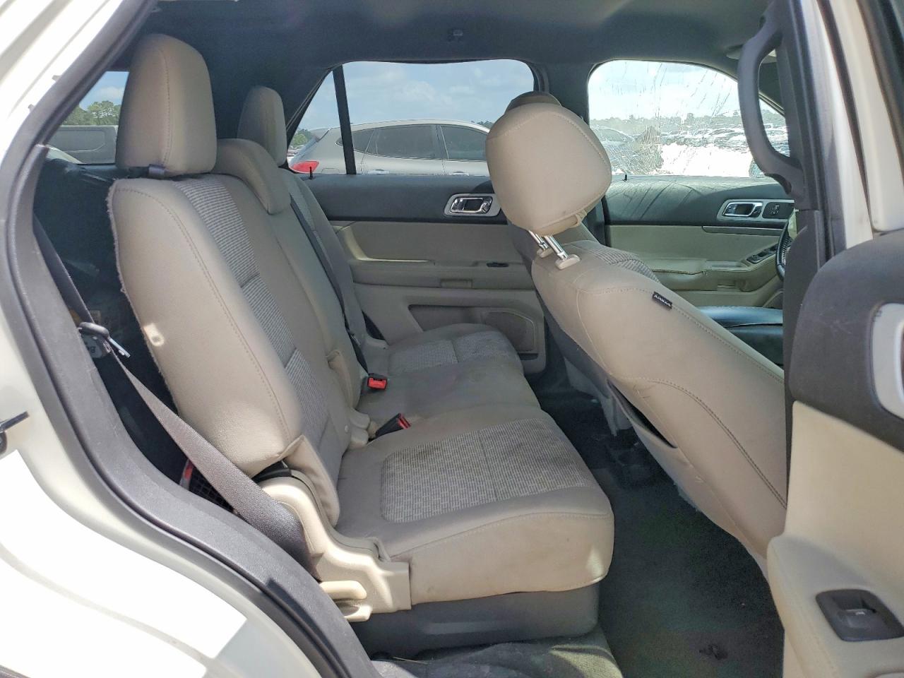 2012 Ford Explorer Xlt White vin: 1FMHK8D80CGA85389