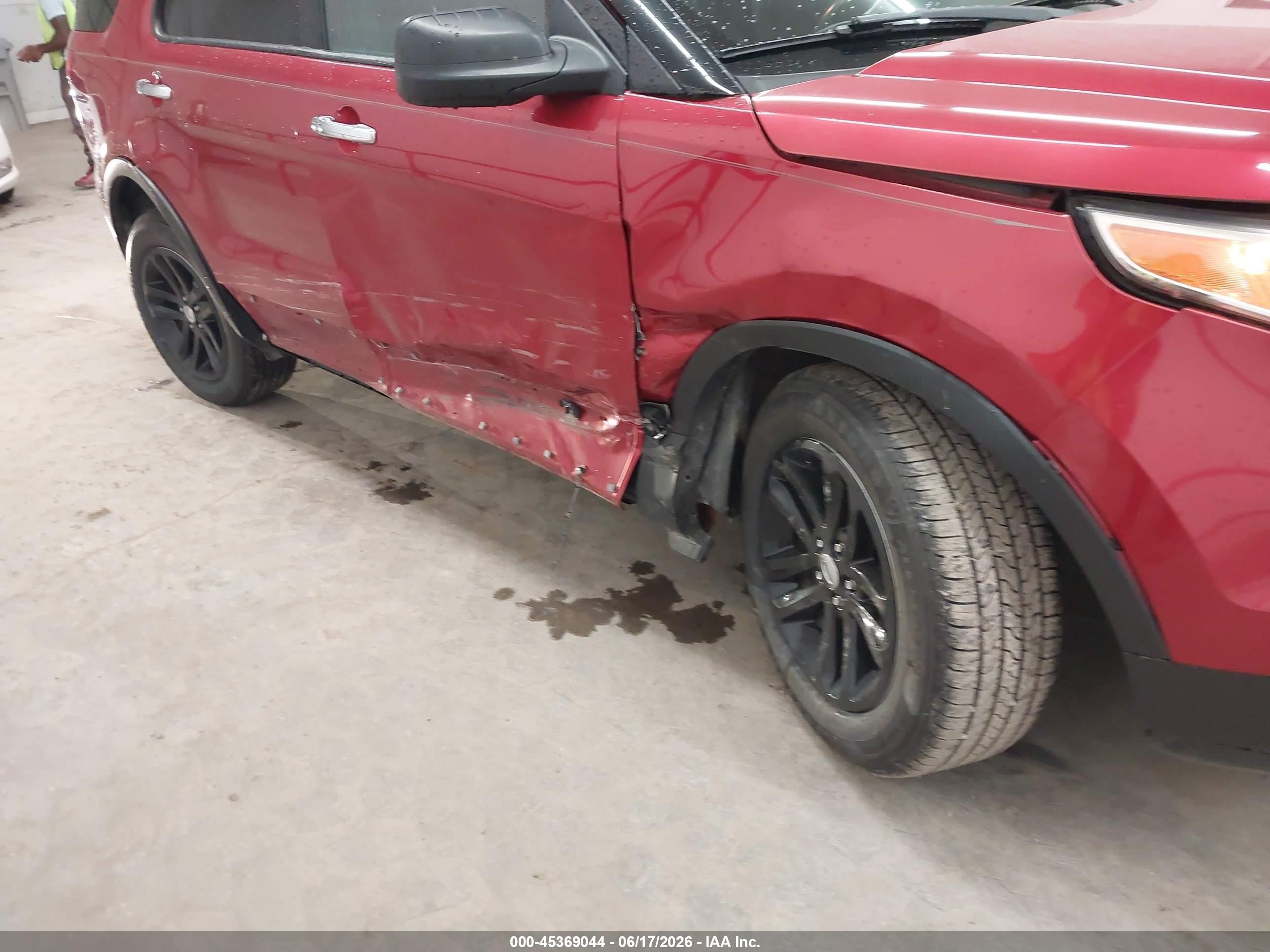 2011 Ford Explorer Xlt Красный vin: 1FMHK8D81BGA59916