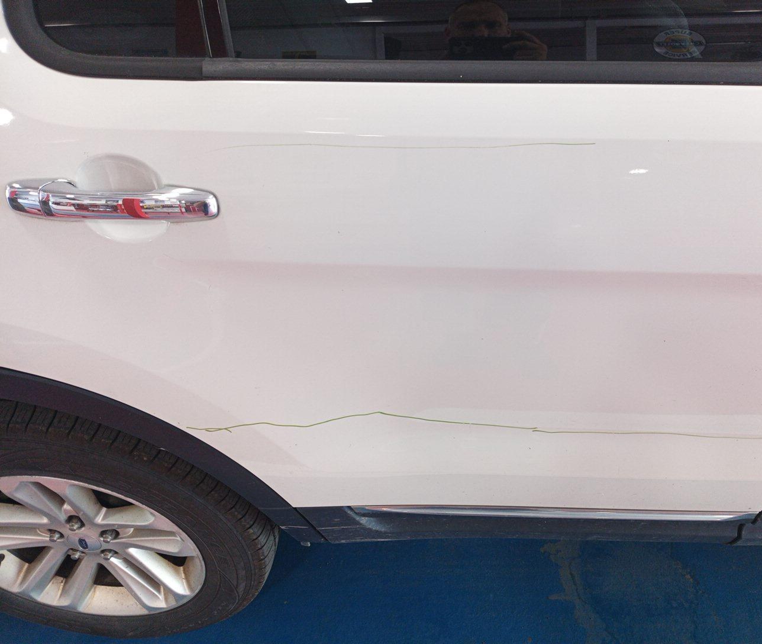 2012 Ford Explorer Xlt White vin: 1FMHK8D81CGA21233