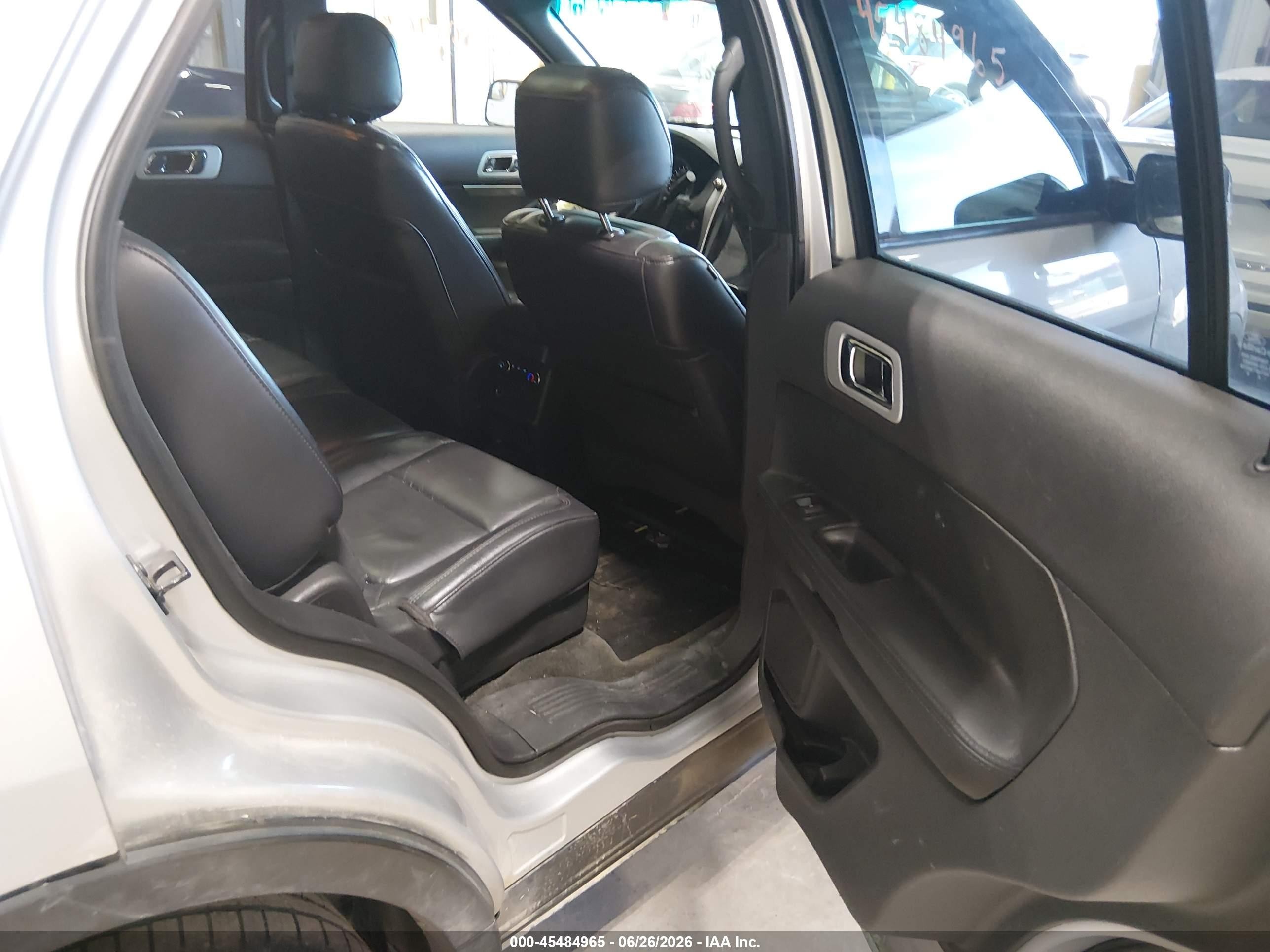 2012 Ford Explorer Xlt Silver vin: 1FMHK8D81CGA47699