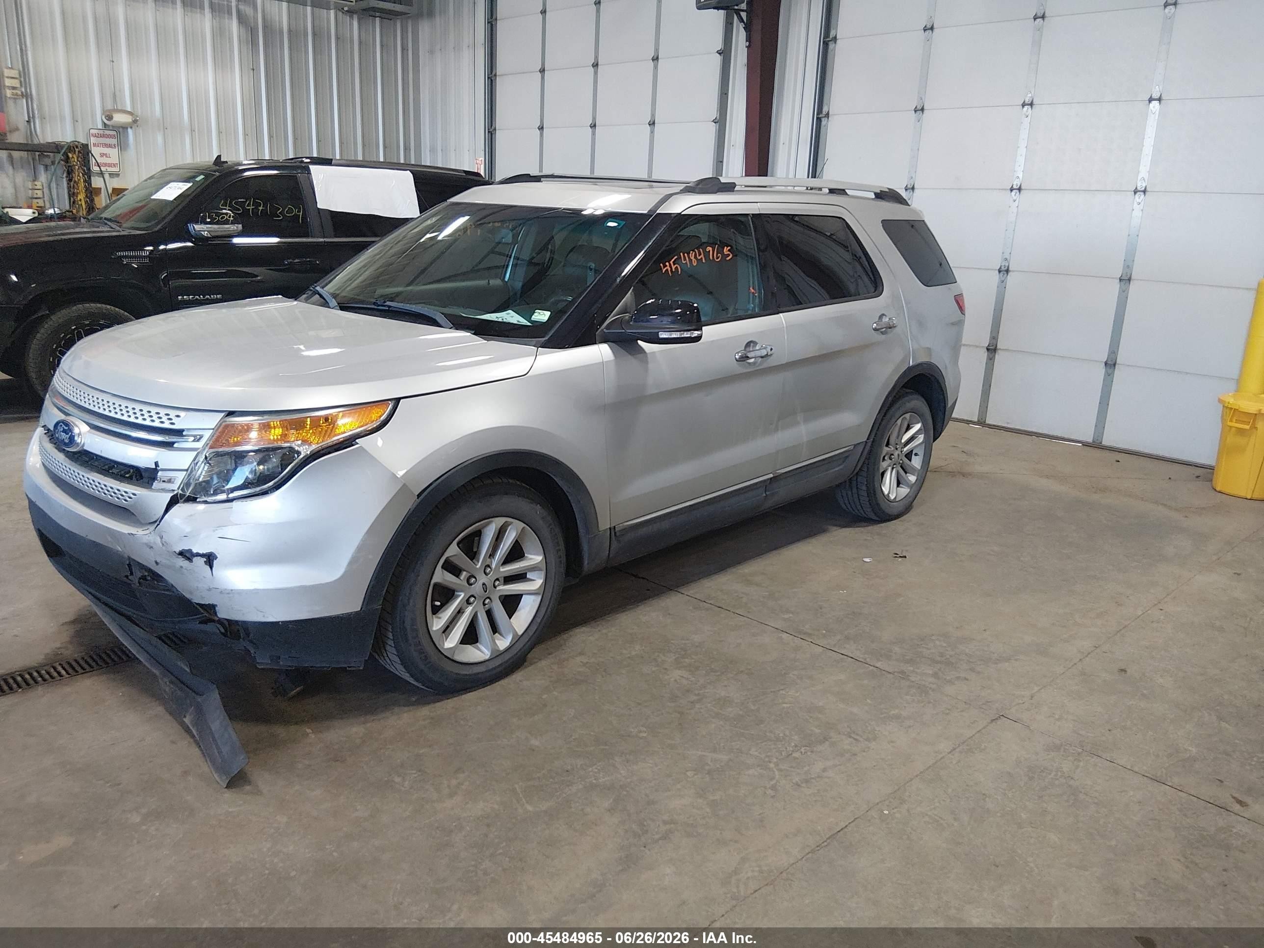 2012 Ford Explorer Xlt Silver vin: 1FMHK8D81CGA47699