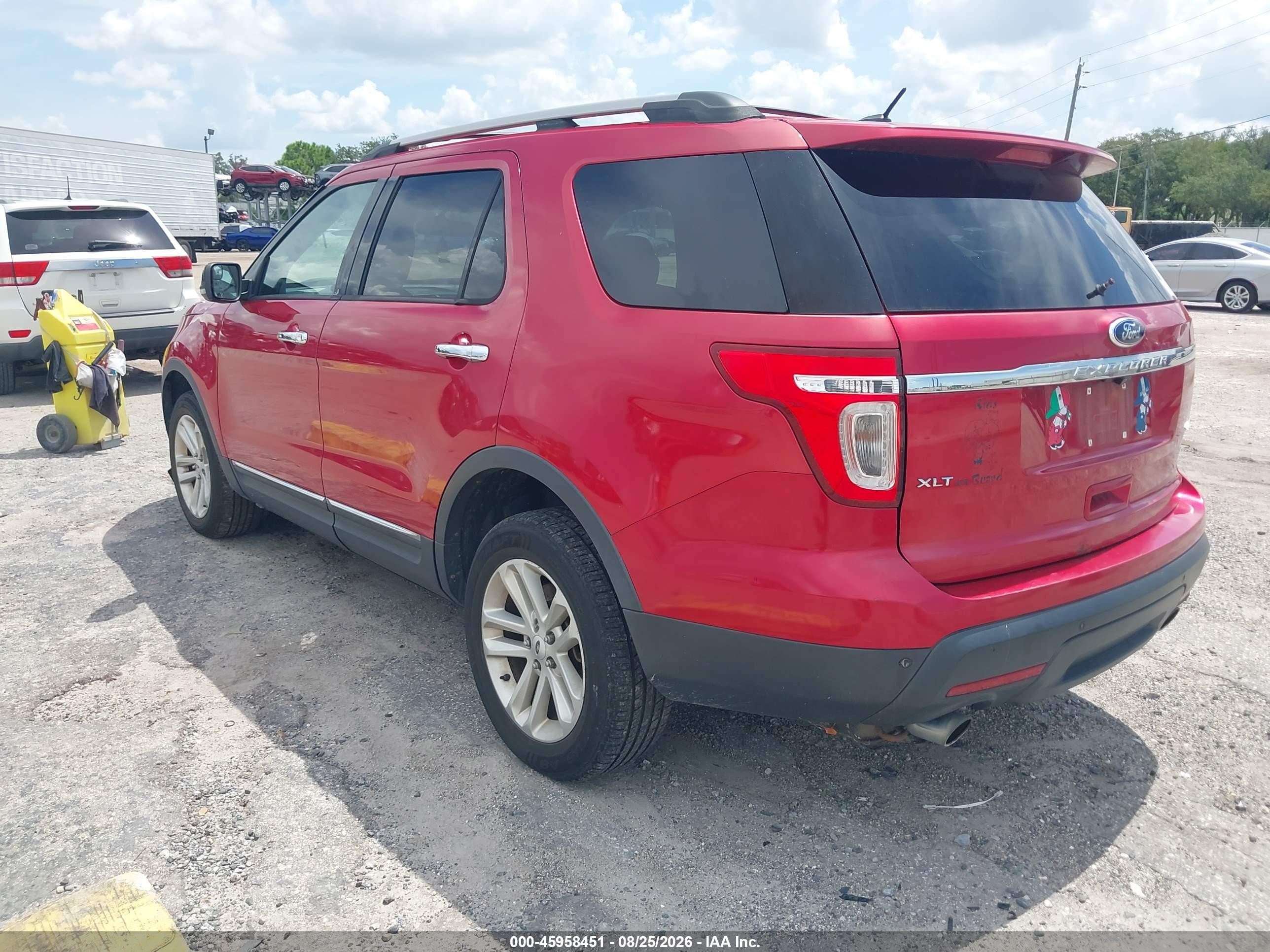 2012 Ford Explorer Xlt Red vin: 1FMHK8D81CGA92772