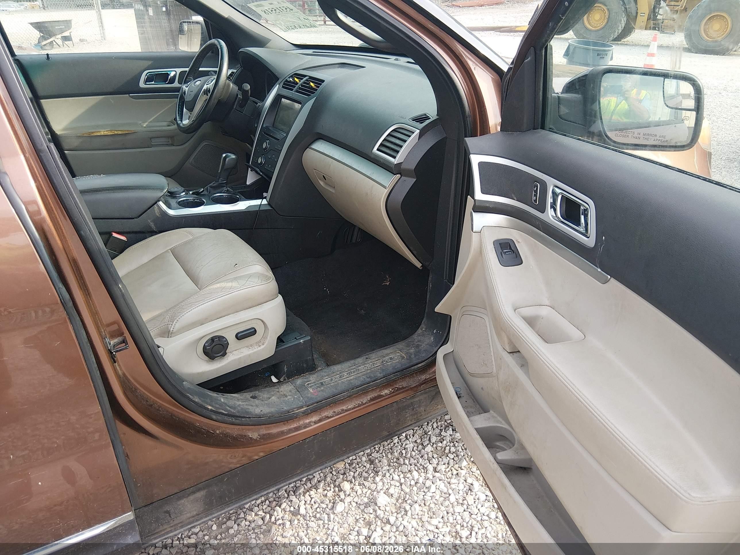 2011 Ford Explorer Xlt Brown vin: 1FMHK8D82BGA02091