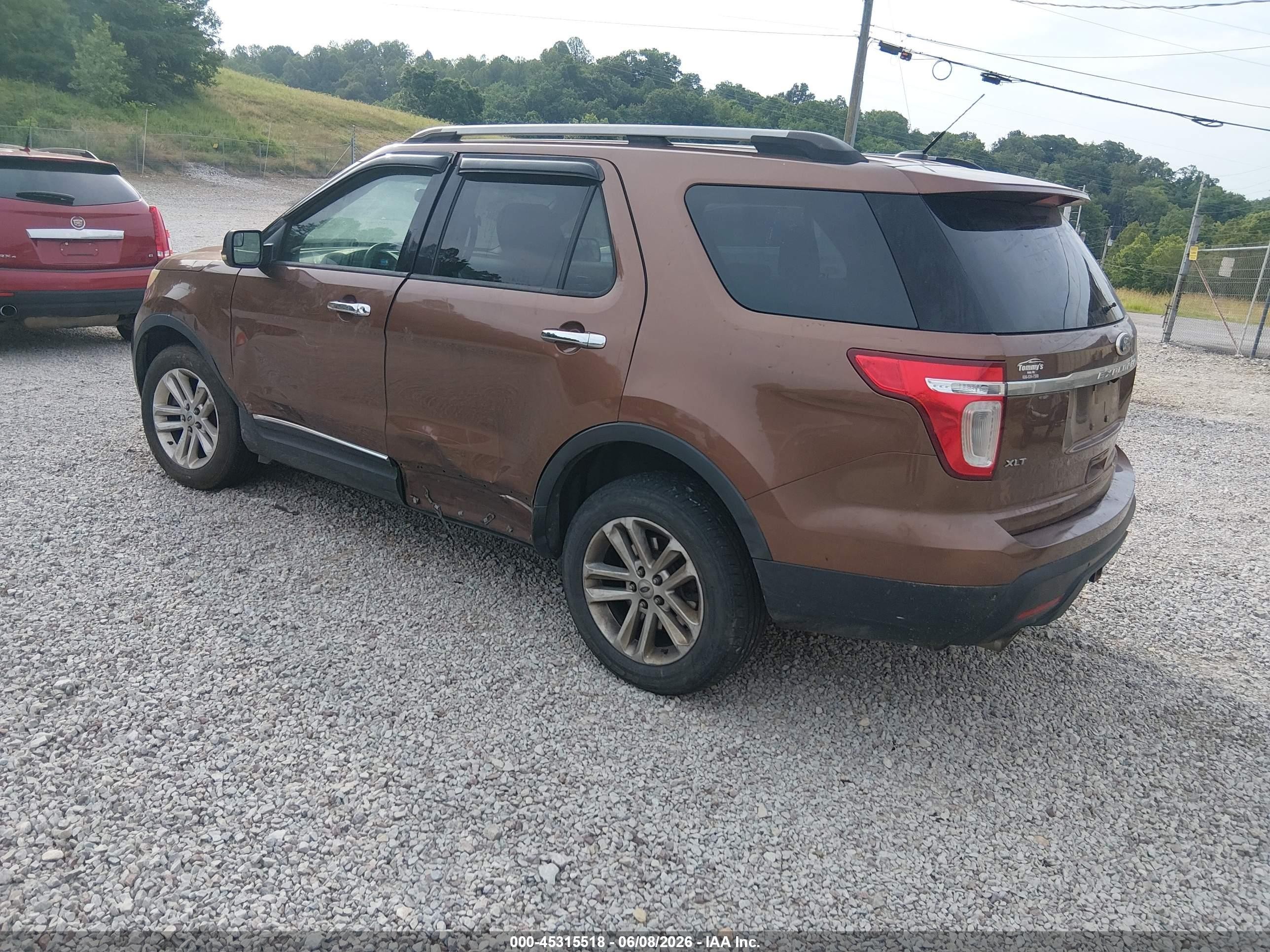 2011 Ford Explorer Xlt Brown vin: 1FMHK8D82BGA02091