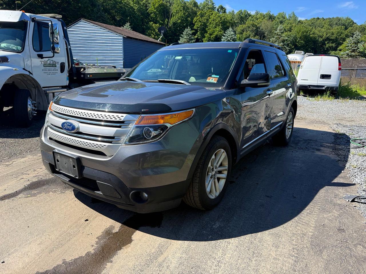 2011 Ford Explorer Xlt Серый vin: 1FMHK8D82BGA24057