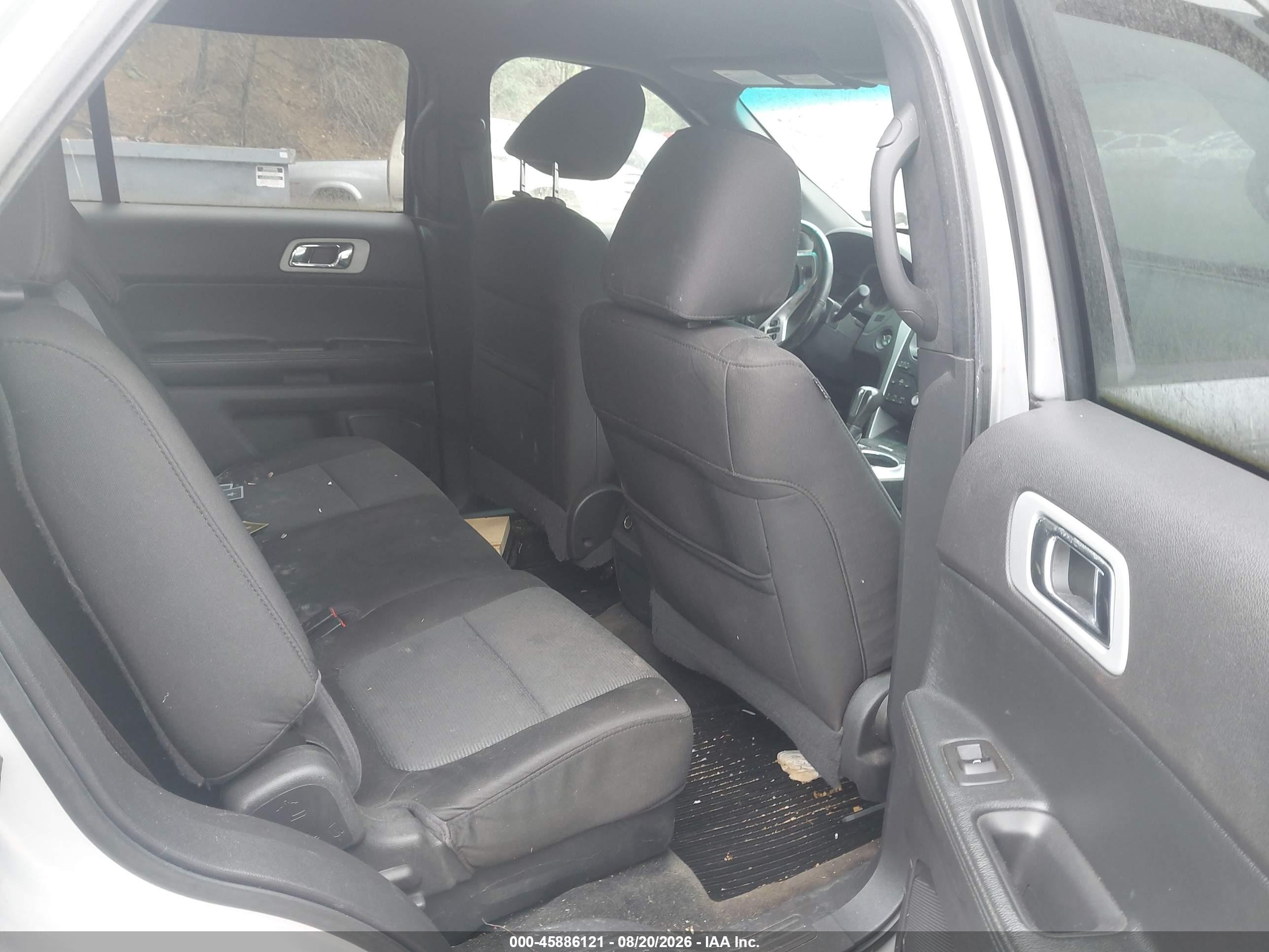 2011 Ford Explorer Xlt Silver vin: 1FMHK8D82BGA38007