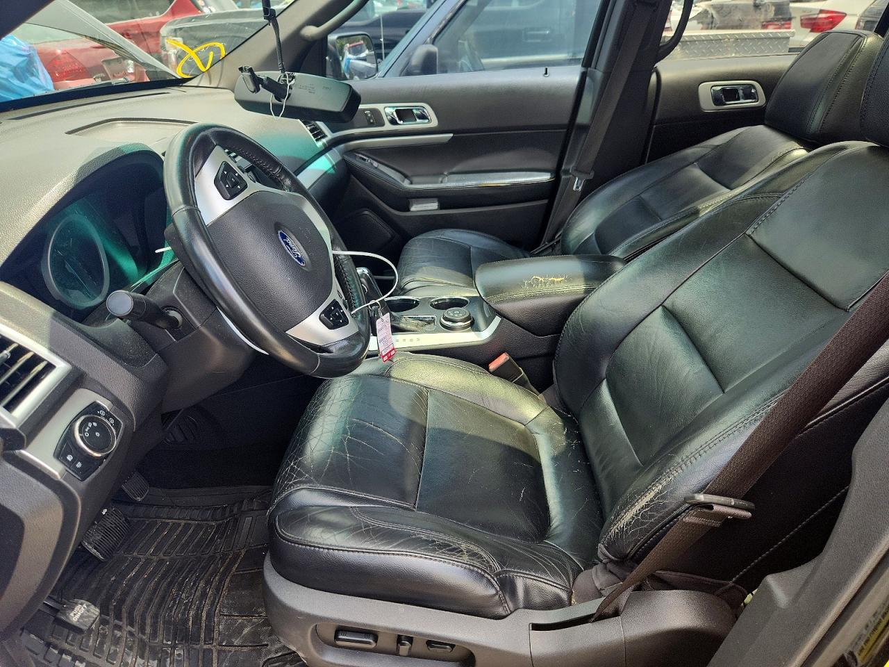 2011 Ford Explorer Xlt Black vin: 1FMHK8D82BGA47788