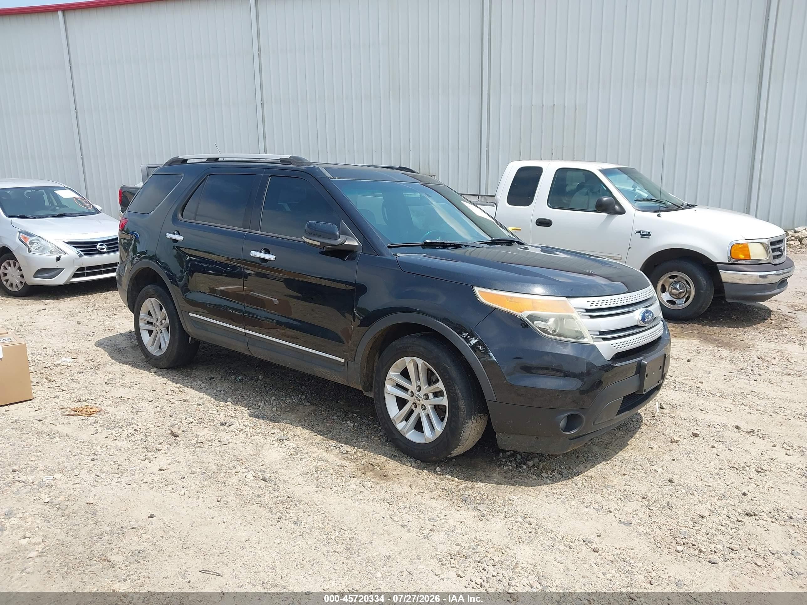 2011 Ford Explorer Xlt Black vin: 1FMHK8D82BGA48908