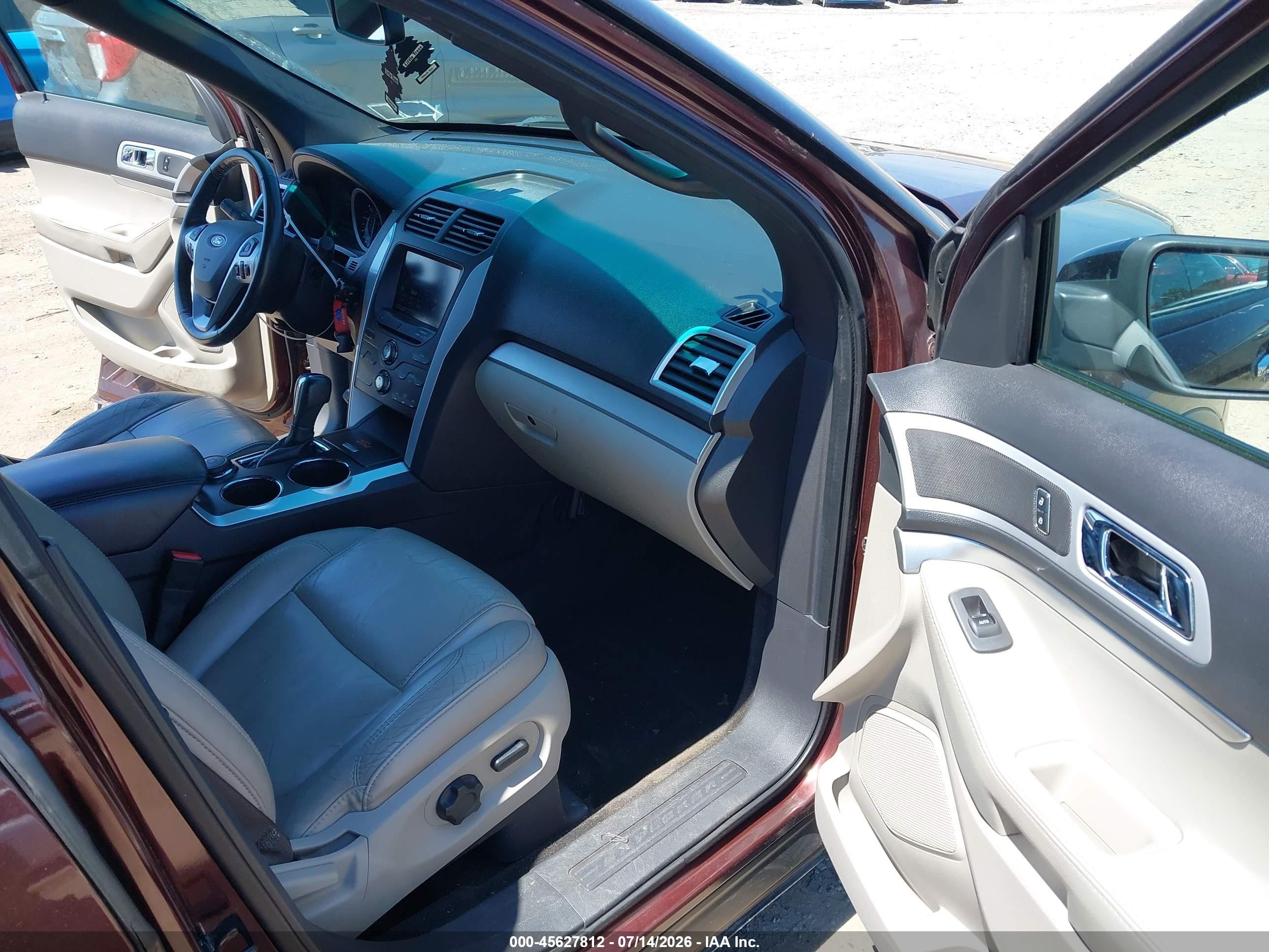 2012 Ford Explorer Xlt Burgundy vin: 1FMHK8D82CGA19815