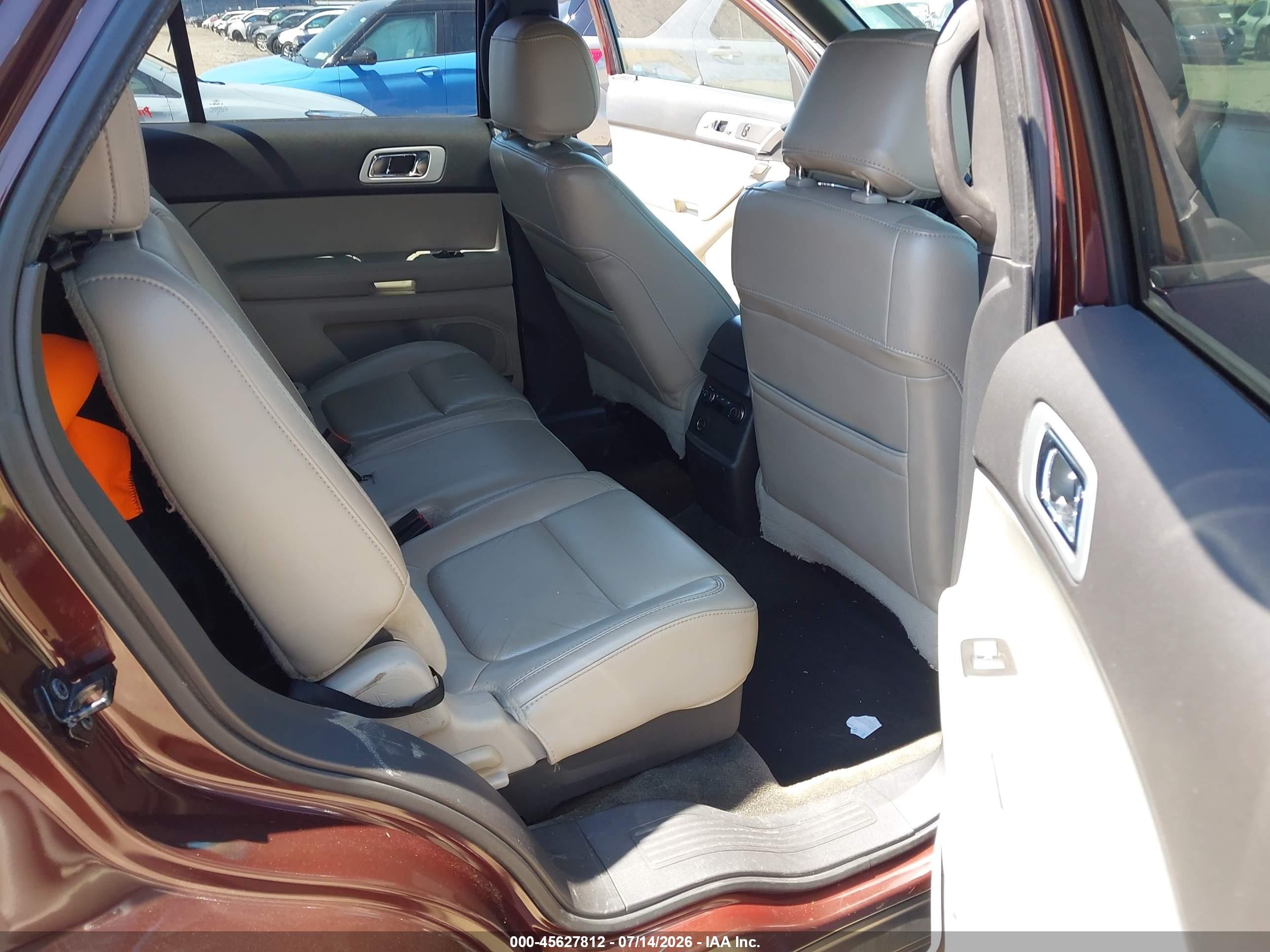 2012 Ford Explorer Xlt Burgundy vin: 1FMHK8D82CGA19815