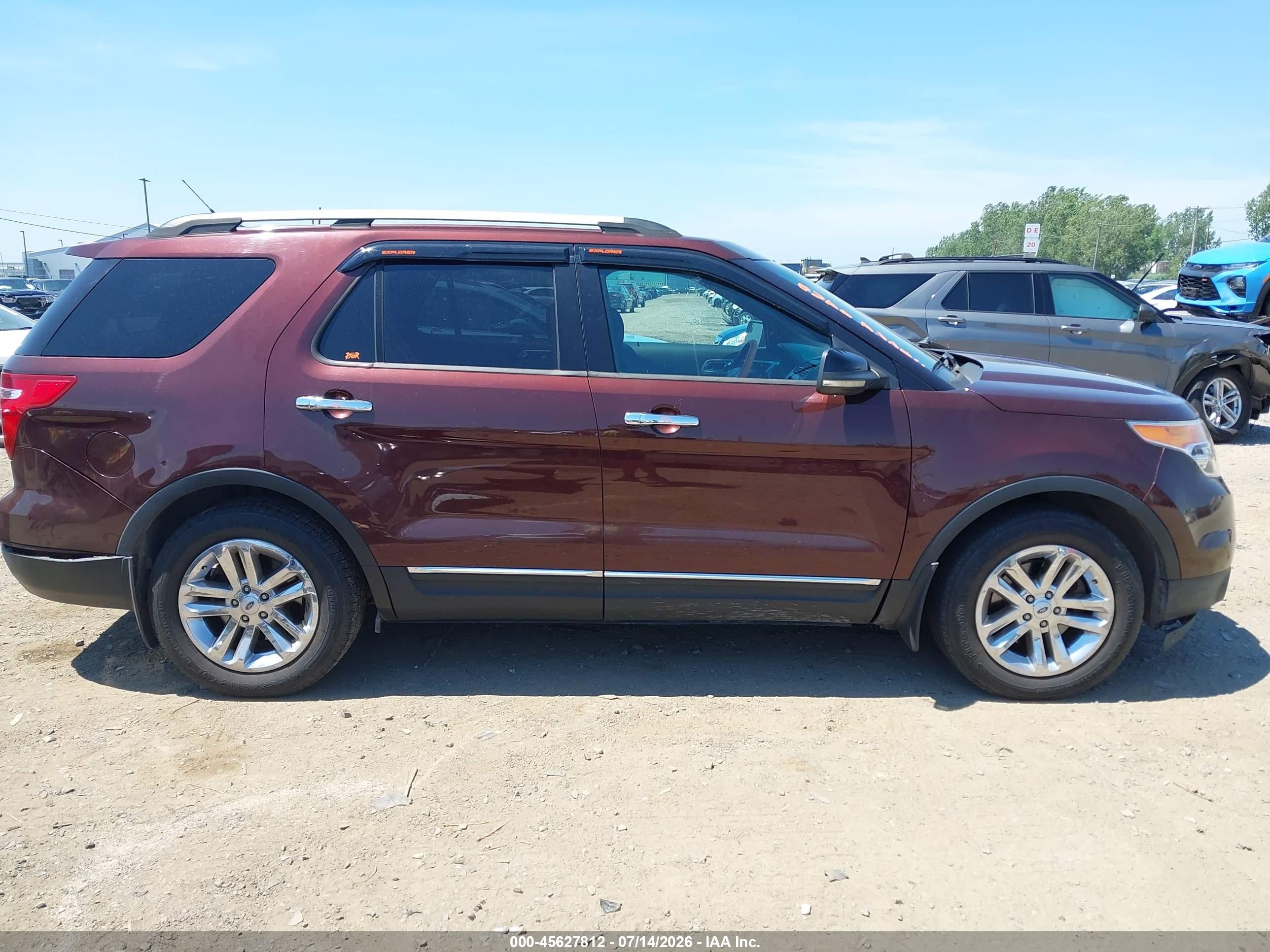 2012 Ford Explorer Xlt Burgundy vin: 1FMHK8D82CGA19815