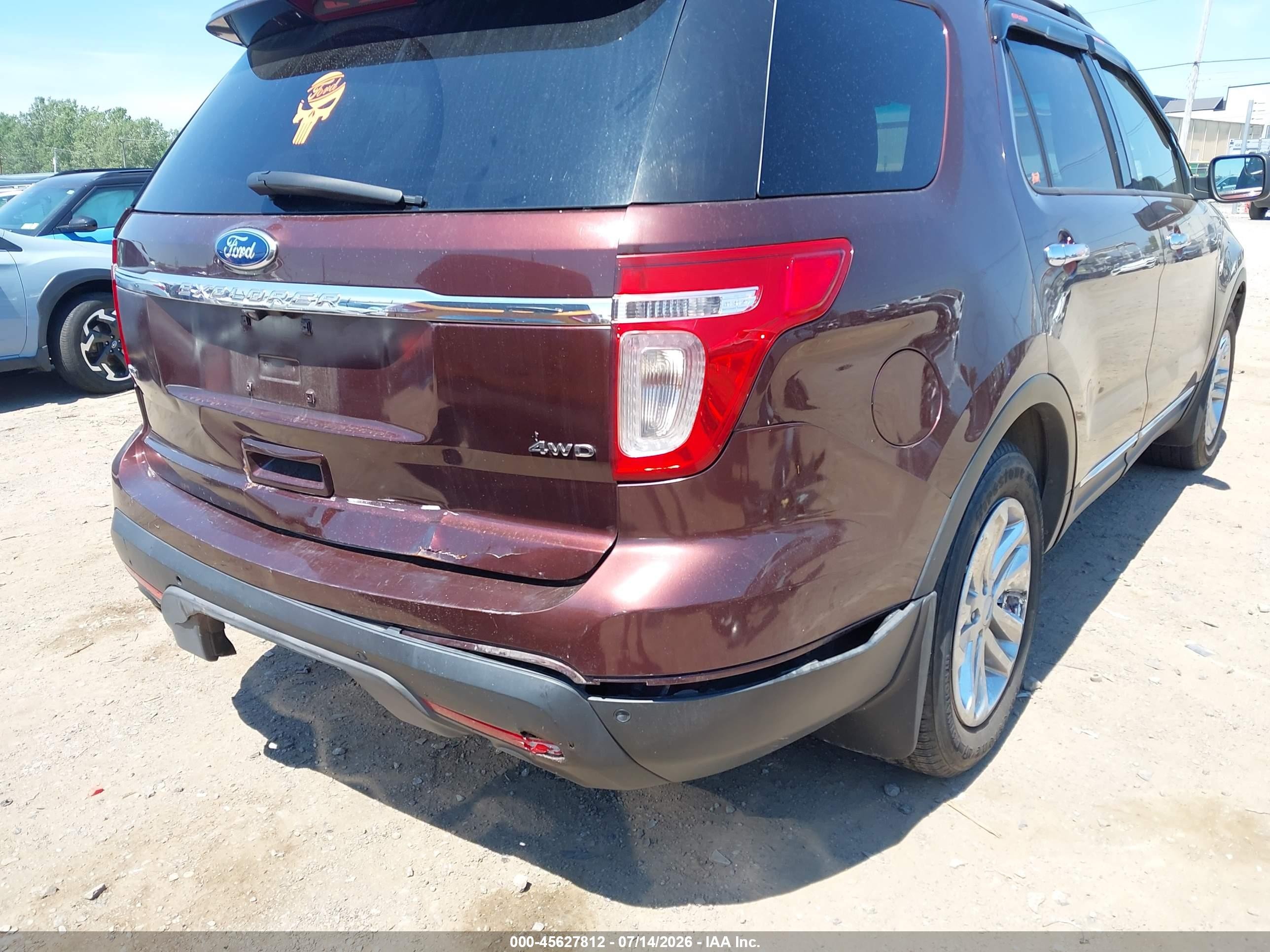 2012 Ford Explorer Xlt Burgundy vin: 1FMHK8D82CGA19815
