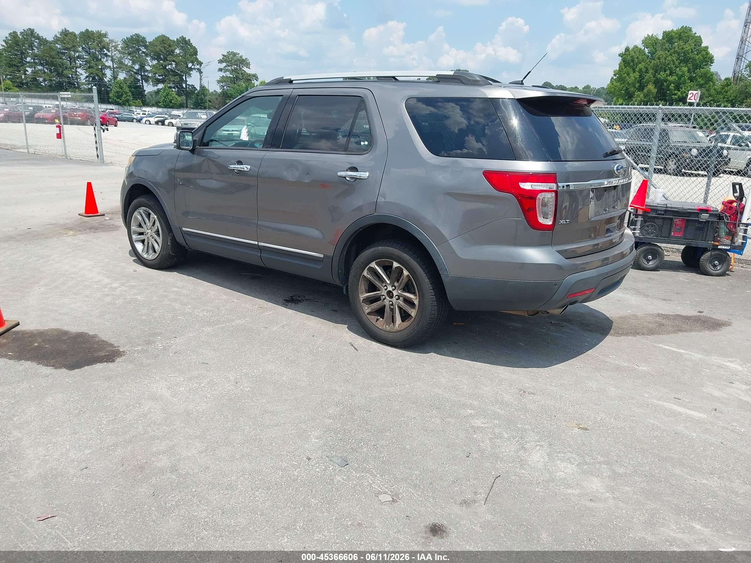 2012 Ford Explorer Xlt Gray vin: 1FMHK8D82CGA42995