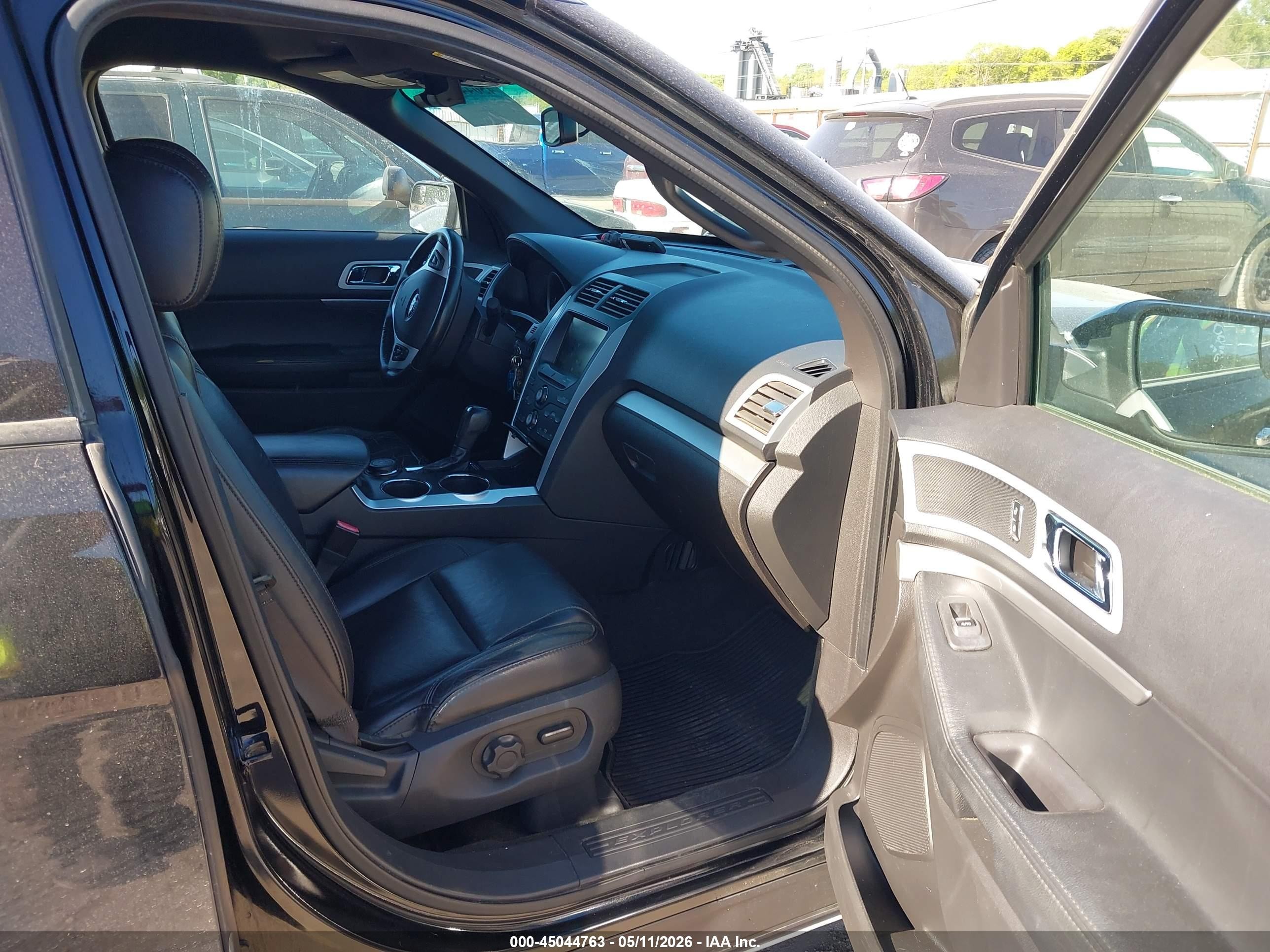 2012 Ford Explorer Xlt Черный vin: 1FMHK8D82CGA92120