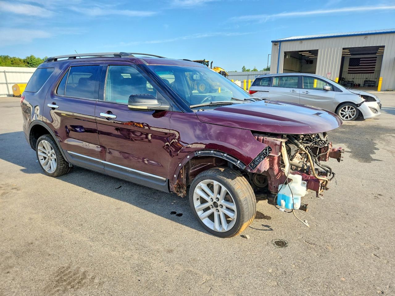 2011 Ford Explorer Xlt Maroon vin: 1FMHK8D83BGA28263