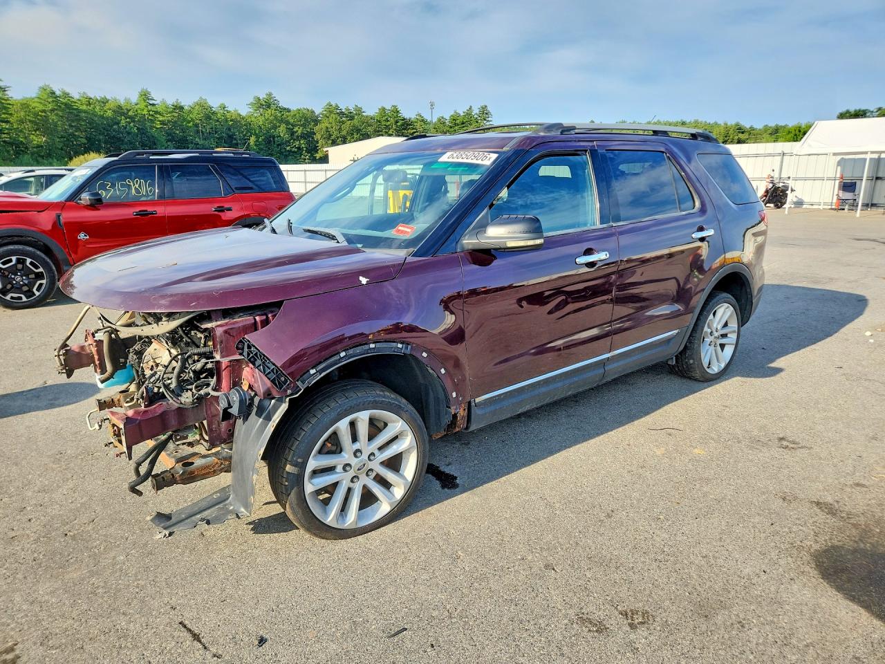 2011 Ford Explorer Xlt Maroon vin: 1FMHK8D83BGA28263