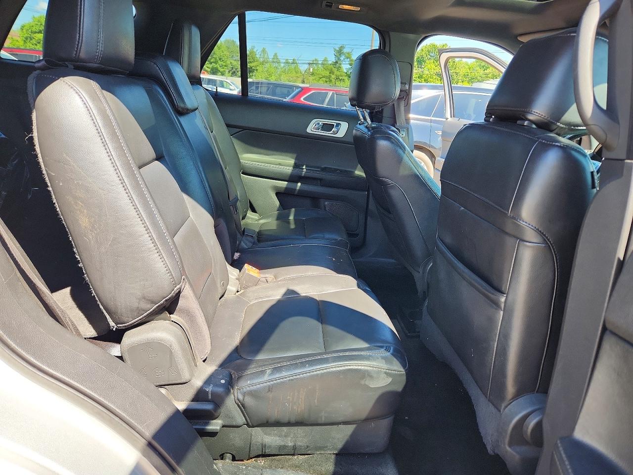 2011 Ford Explorer Xlt Silver vin: 1FMHK8D83BGA67452