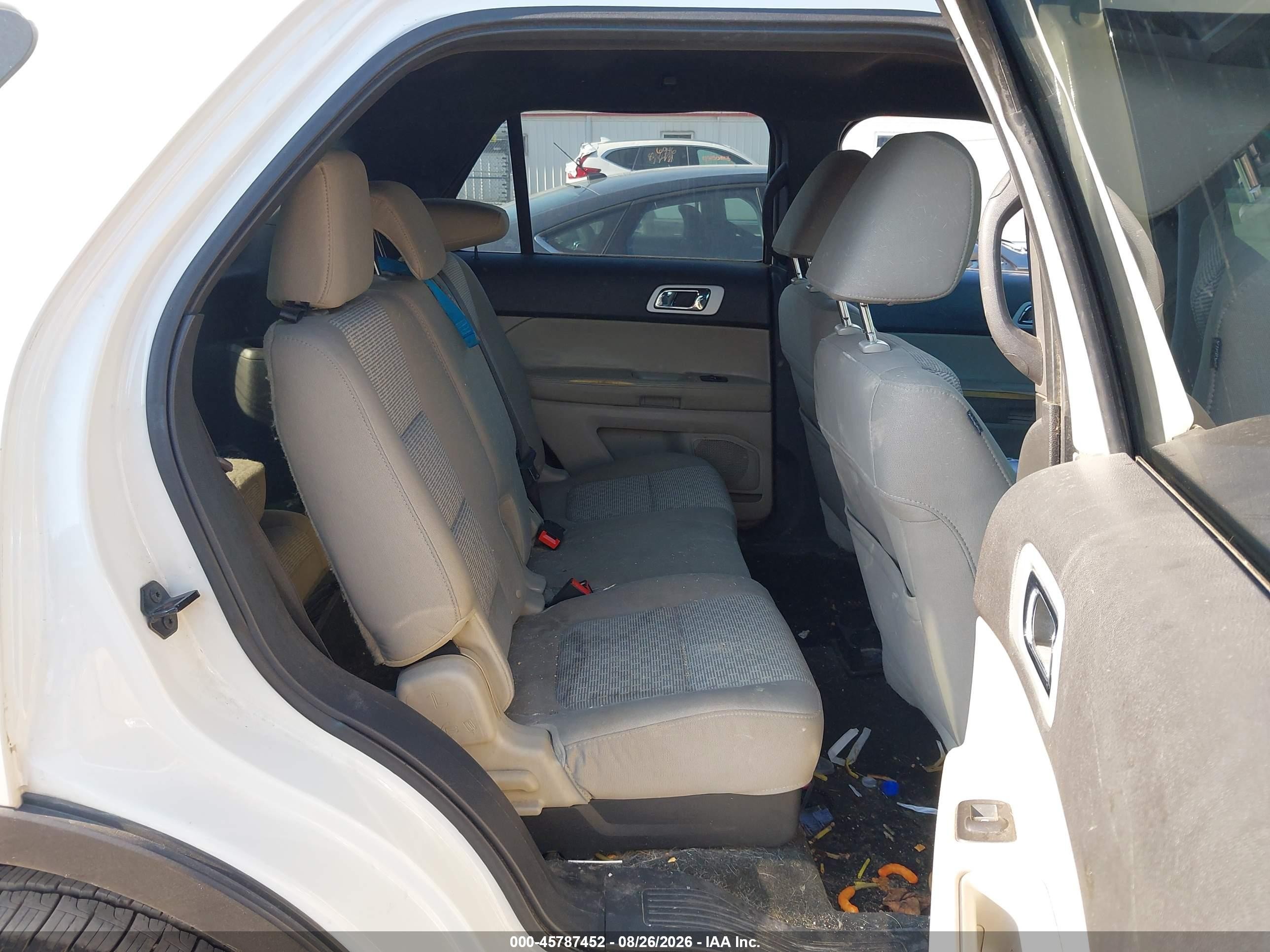 2011 Ford Explorer Xlt White vin: 1FMHK8D83BGA79164