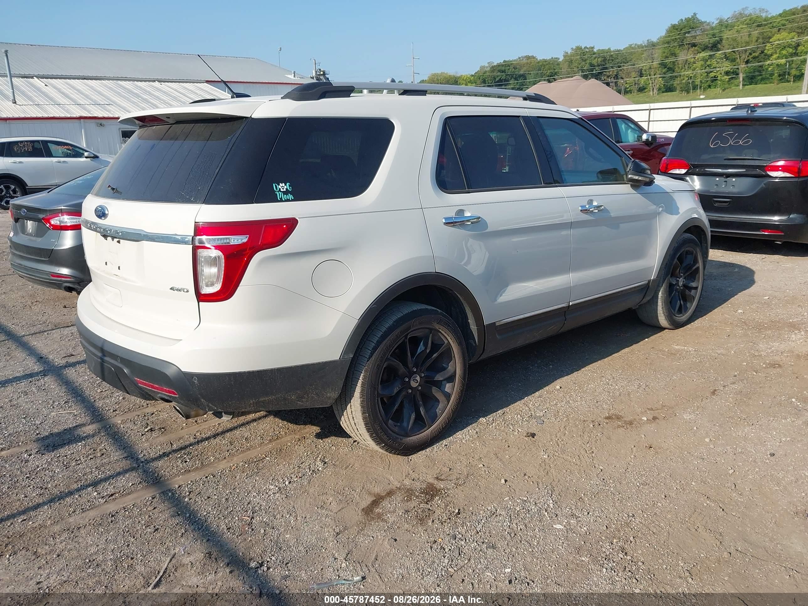 2011 Ford Explorer Xlt White vin: 1FMHK8D83BGA79164