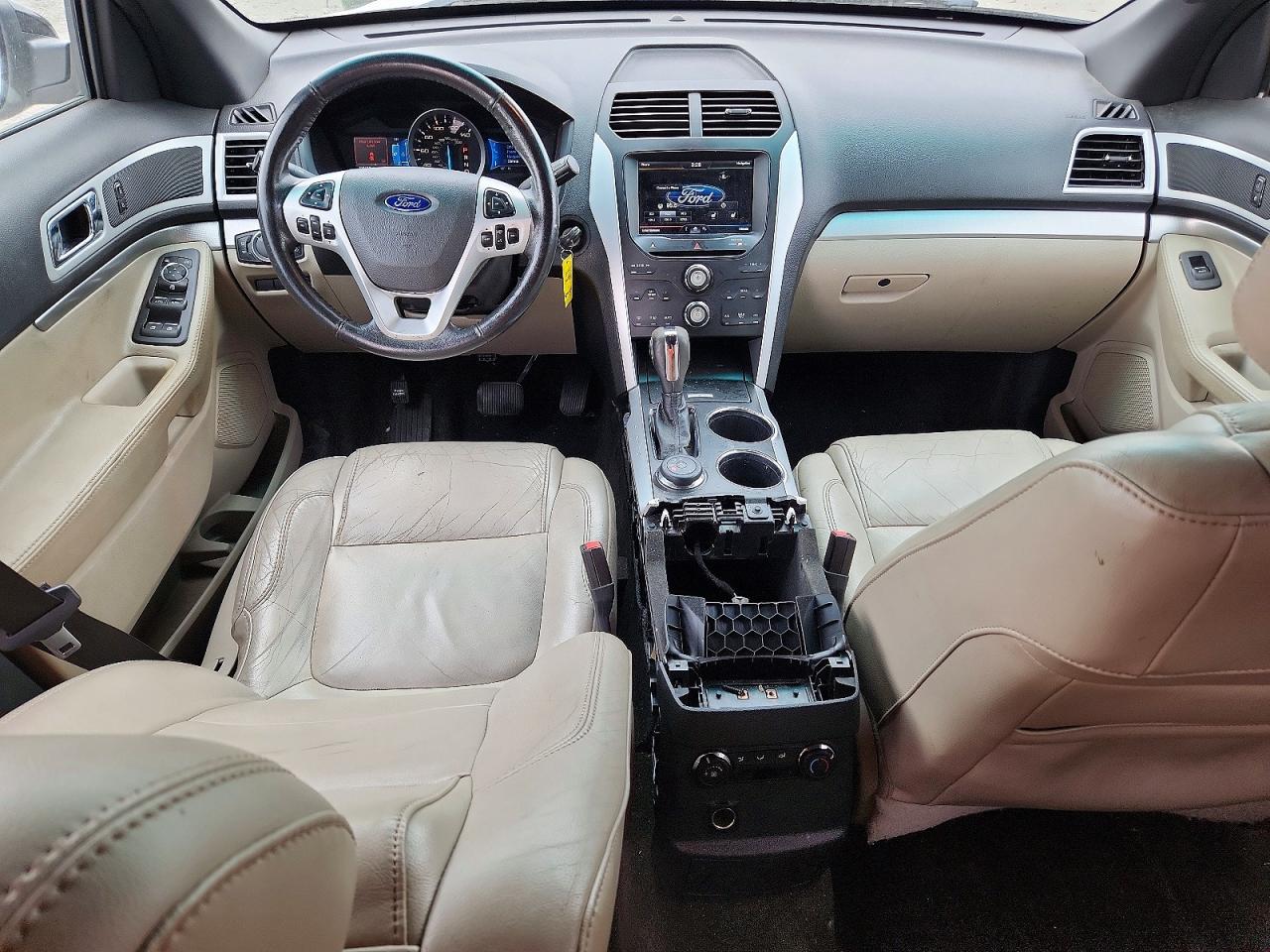 2011 Ford Explorer Xlt White vin: 1FMHK8D83BGA86261