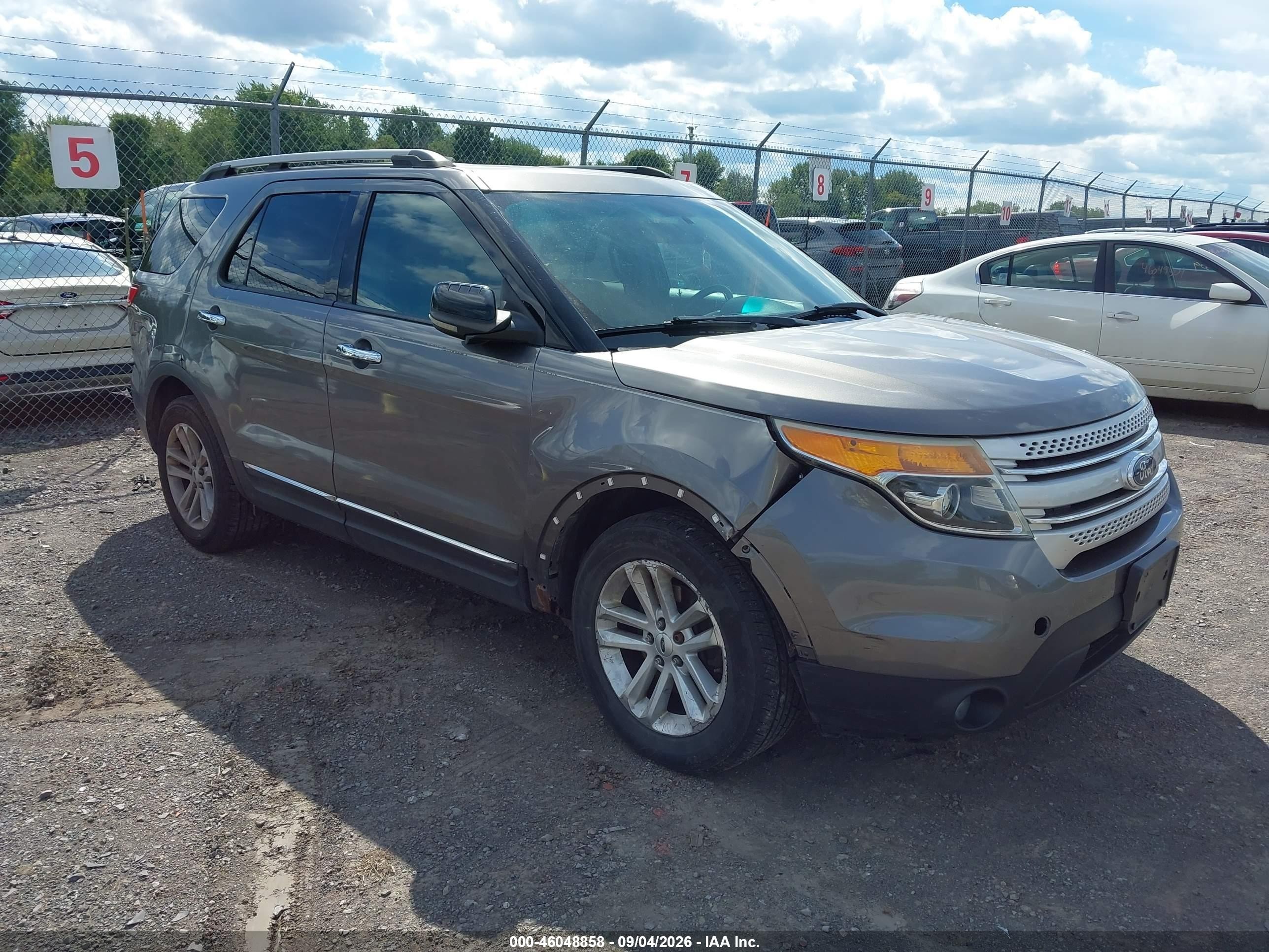 2012 Ford Explorer Xlt Серый vin: 1FMHK8D83CGA34288