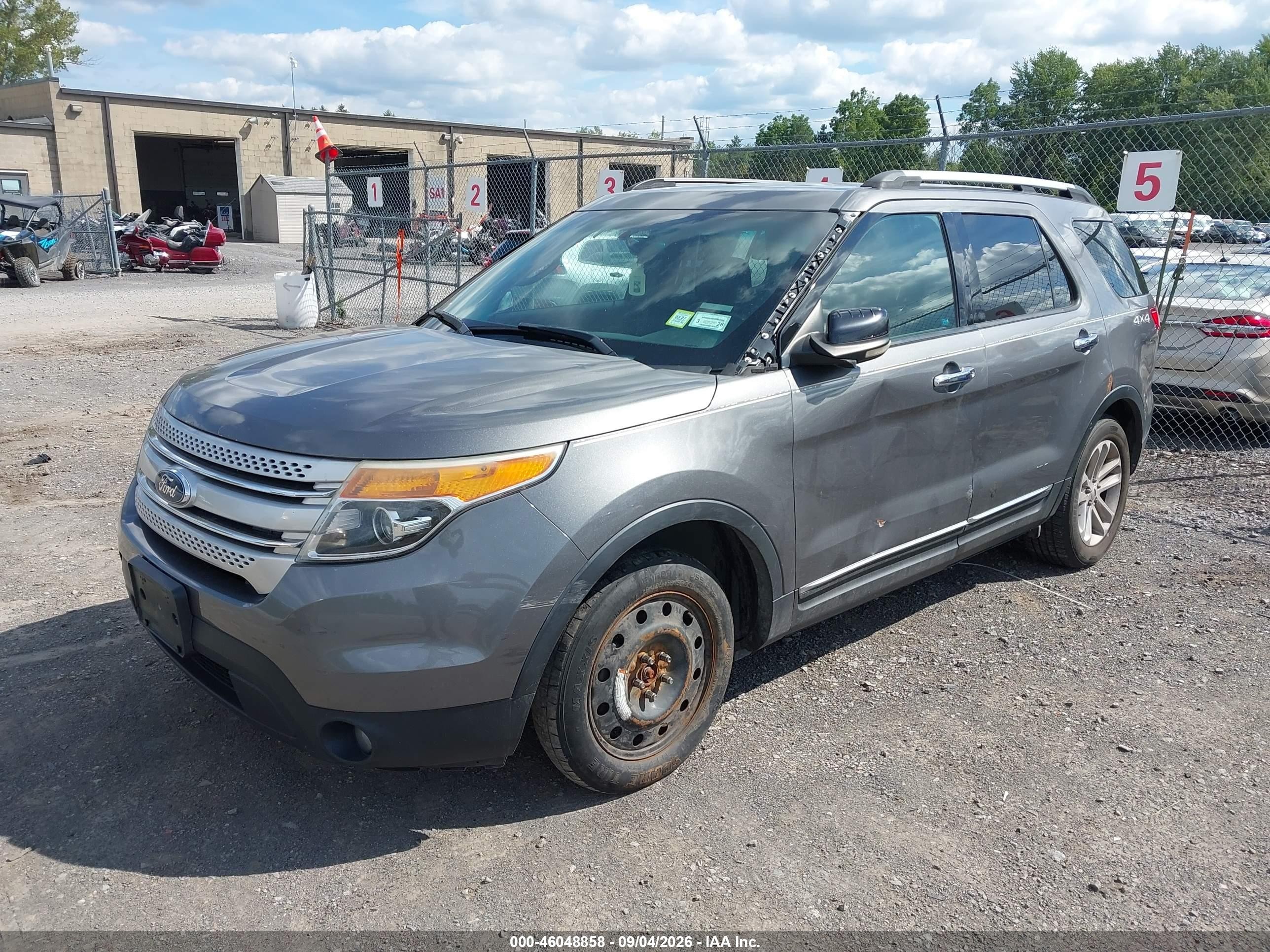 2012 Ford Explorer Xlt Серый vin: 1FMHK8D83CGA34288
