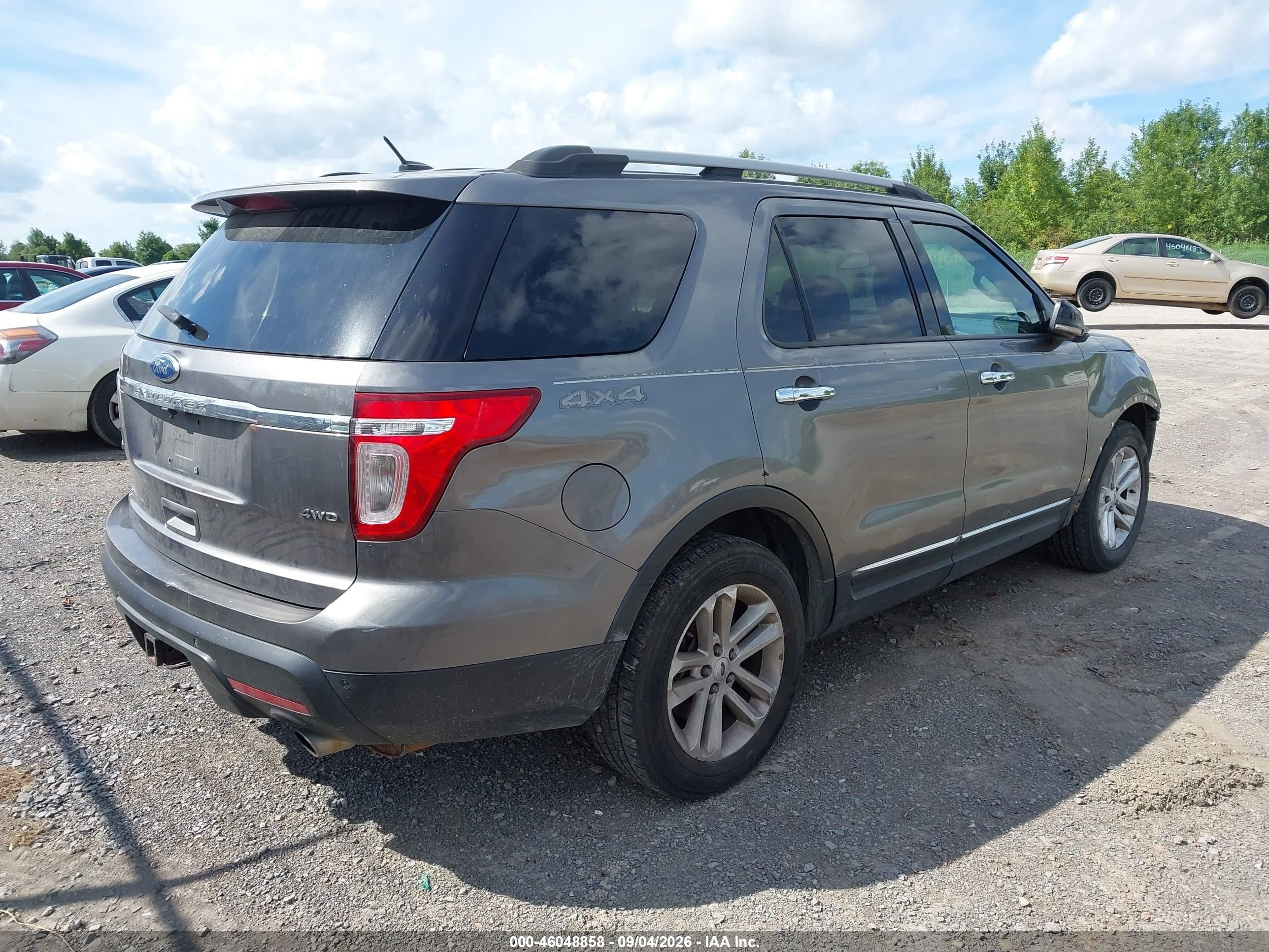 2012 Ford Explorer Xlt Серый vin: 1FMHK8D83CGA34288
