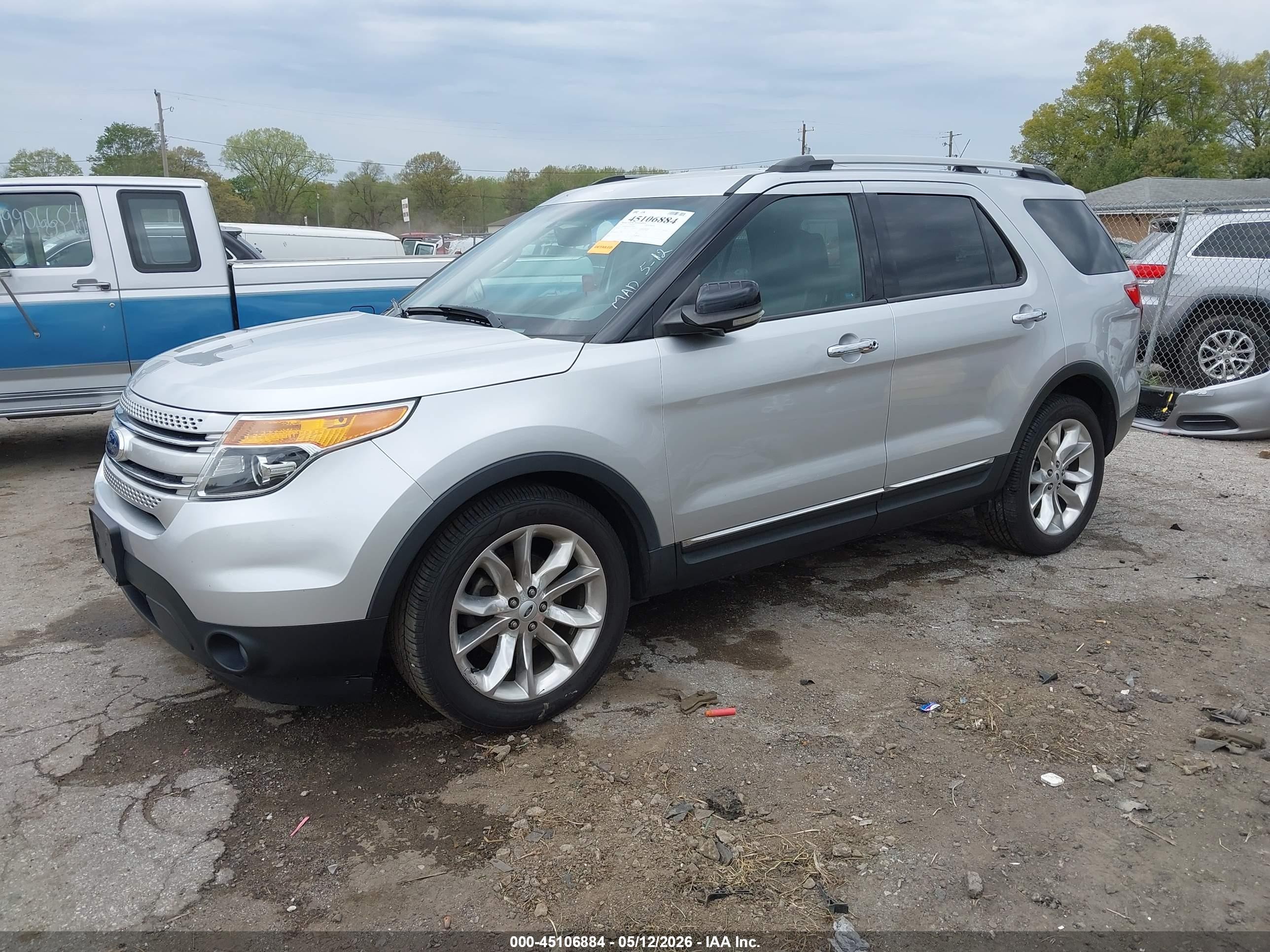 2012 Ford Explorer Xlt Silver vin: 1FMHK8D83CGA39460