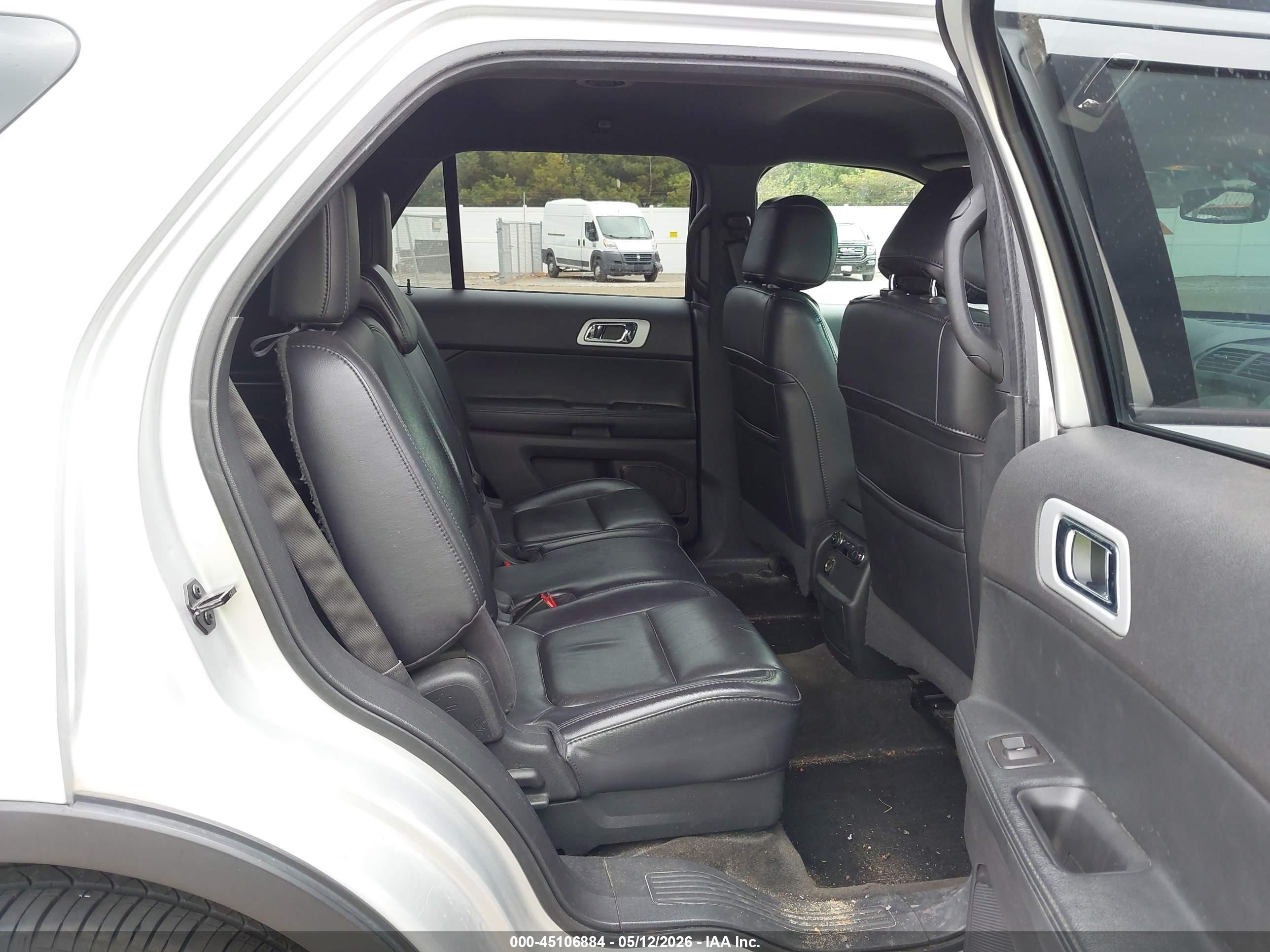 2012 Ford Explorer Xlt Silver vin: 1FMHK8D83CGA39460