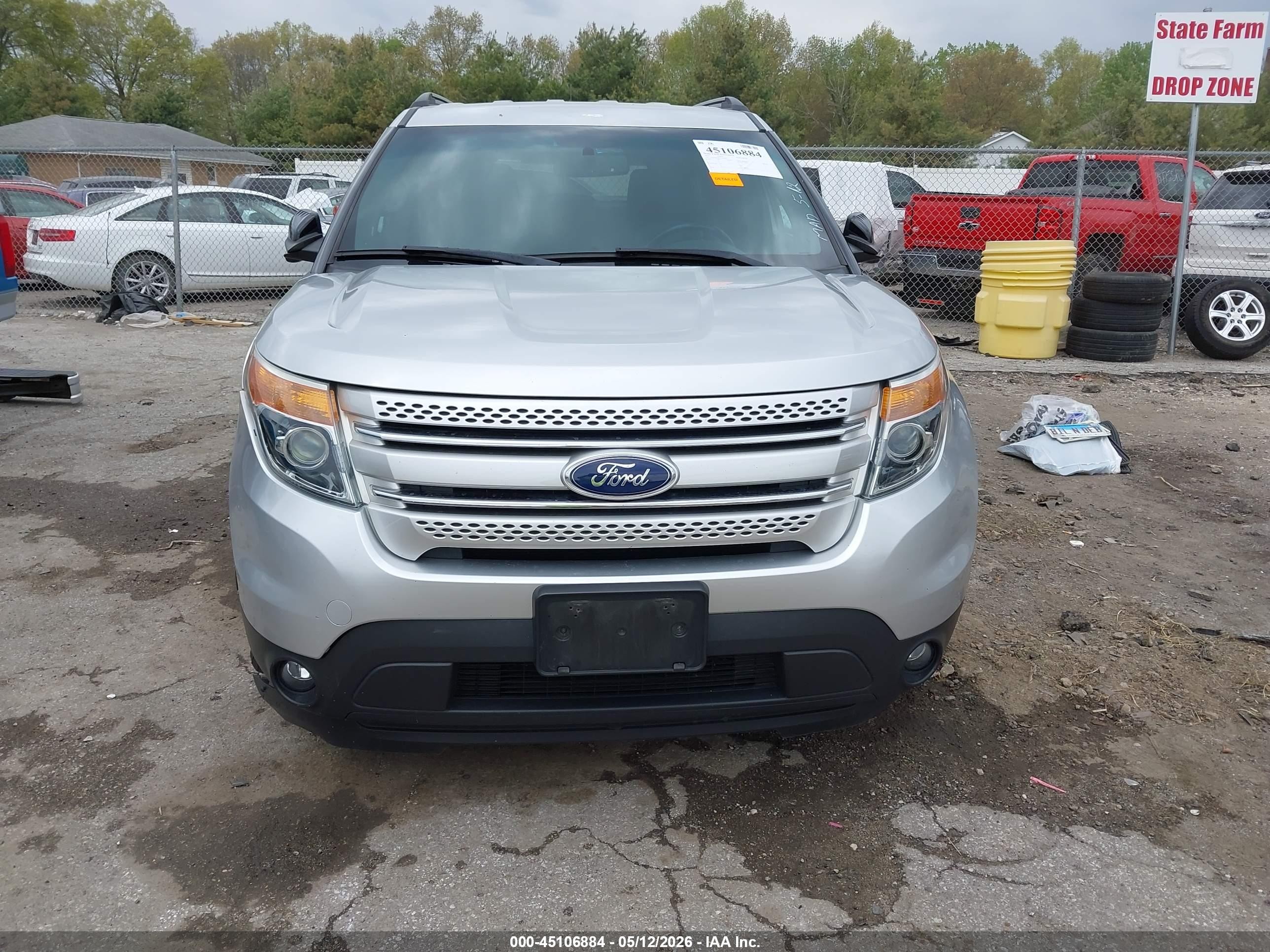 2012 Ford Explorer Xlt Silver vin: 1FMHK8D83CGA39460